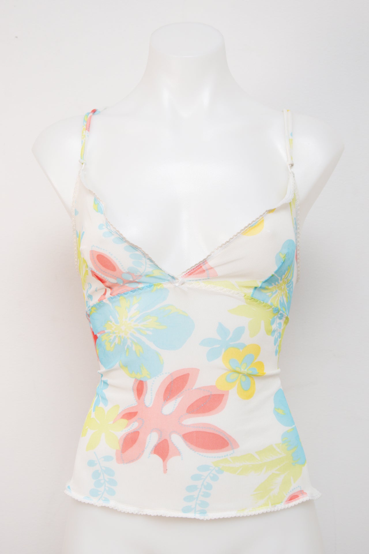 #010 Lois France Arthur Camisole Top White | c. | Size 8