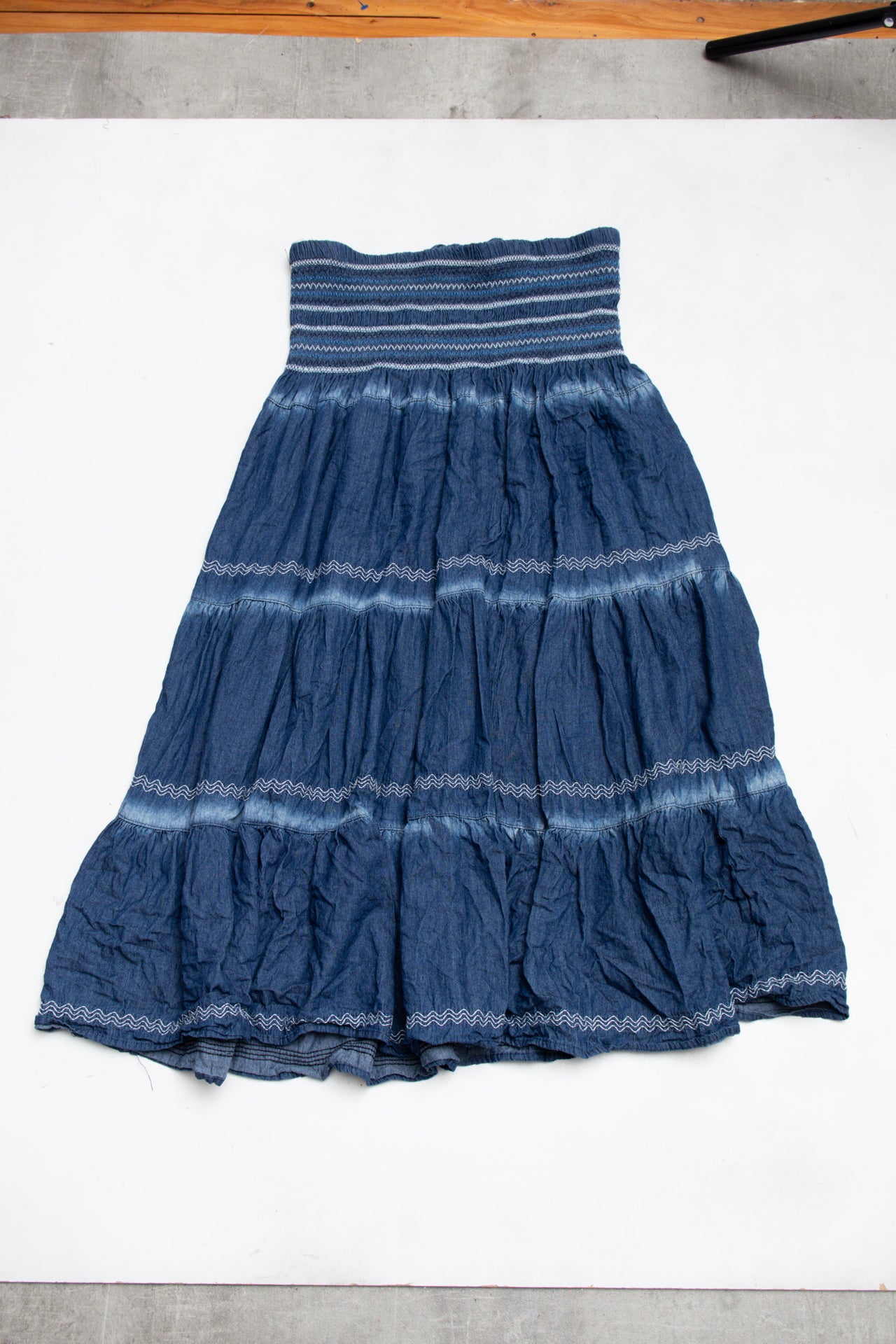 #141 Indigo & Lace Skirt Blue | c. 193 | Size 10/12