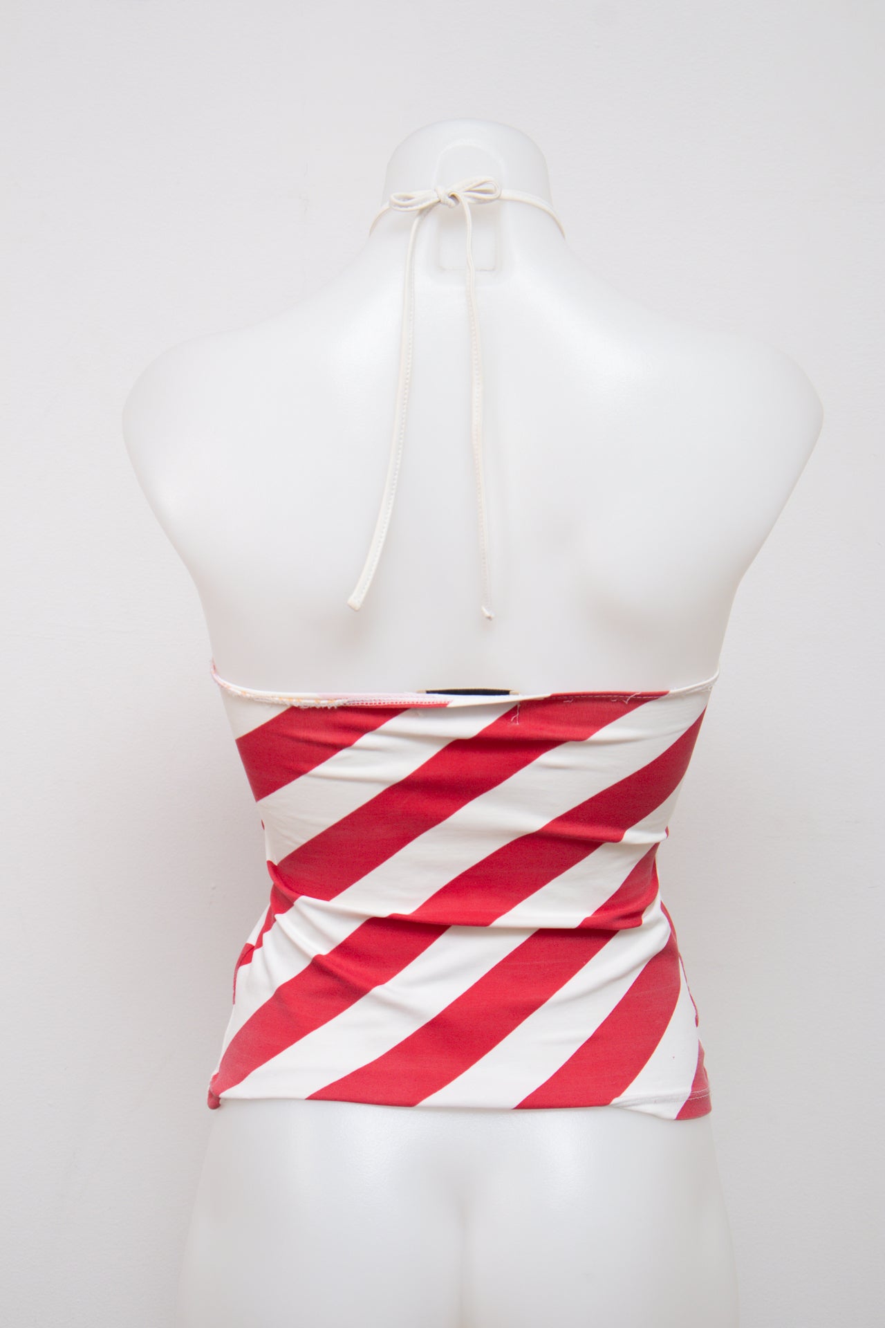 #097 Formula@ Joven Halter Top Red | c. 206 | Size 6