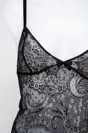 #095 Victoria's Secret Short Sleeve Black | c. 210 | Size 8