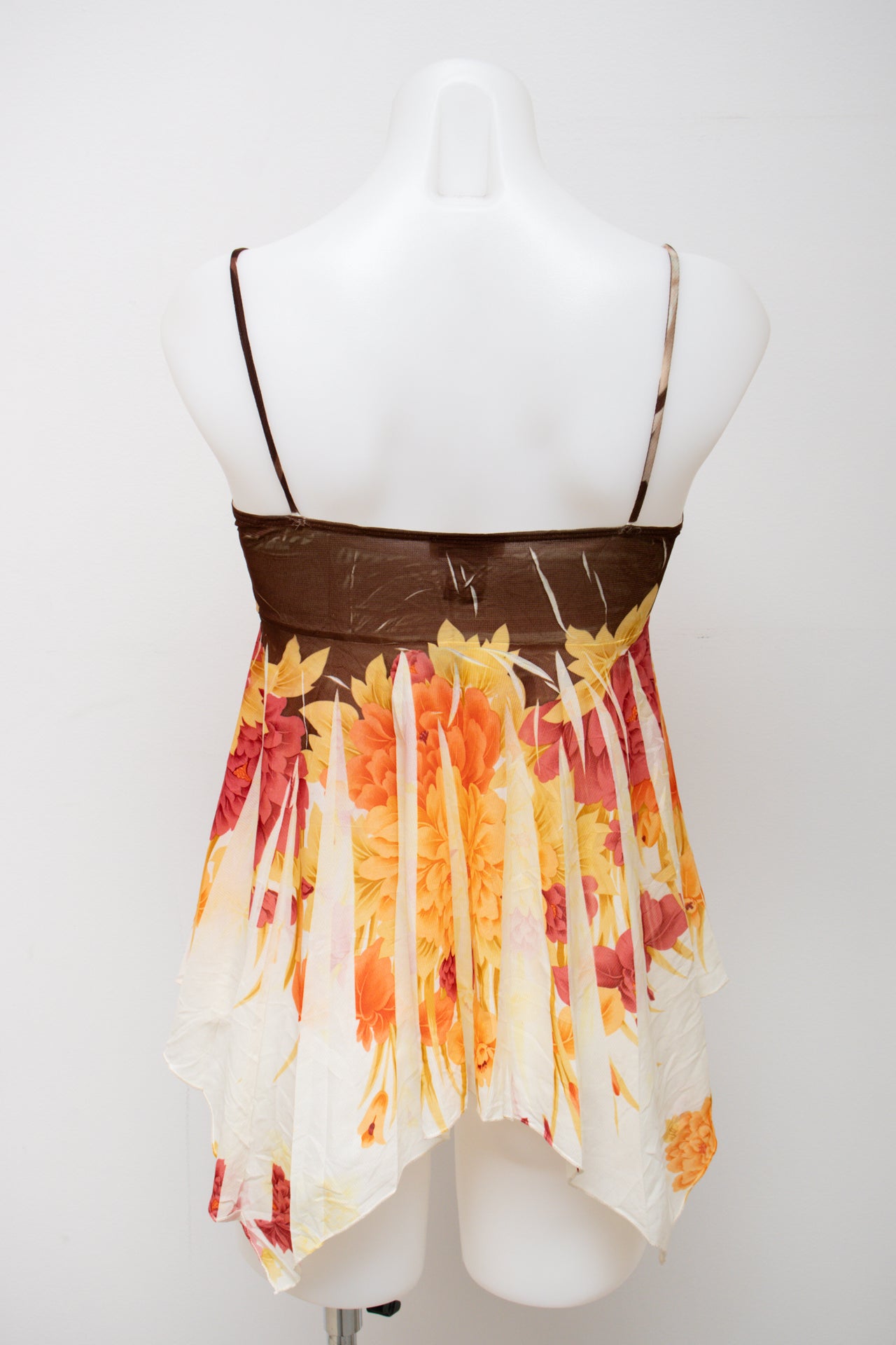 #96 M.k.m Mini Skirt White | c. 194 | Size 8