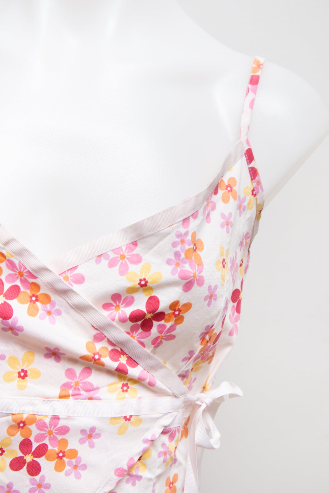 #14 Sincera Cami Top White | c. 192 | Size 6