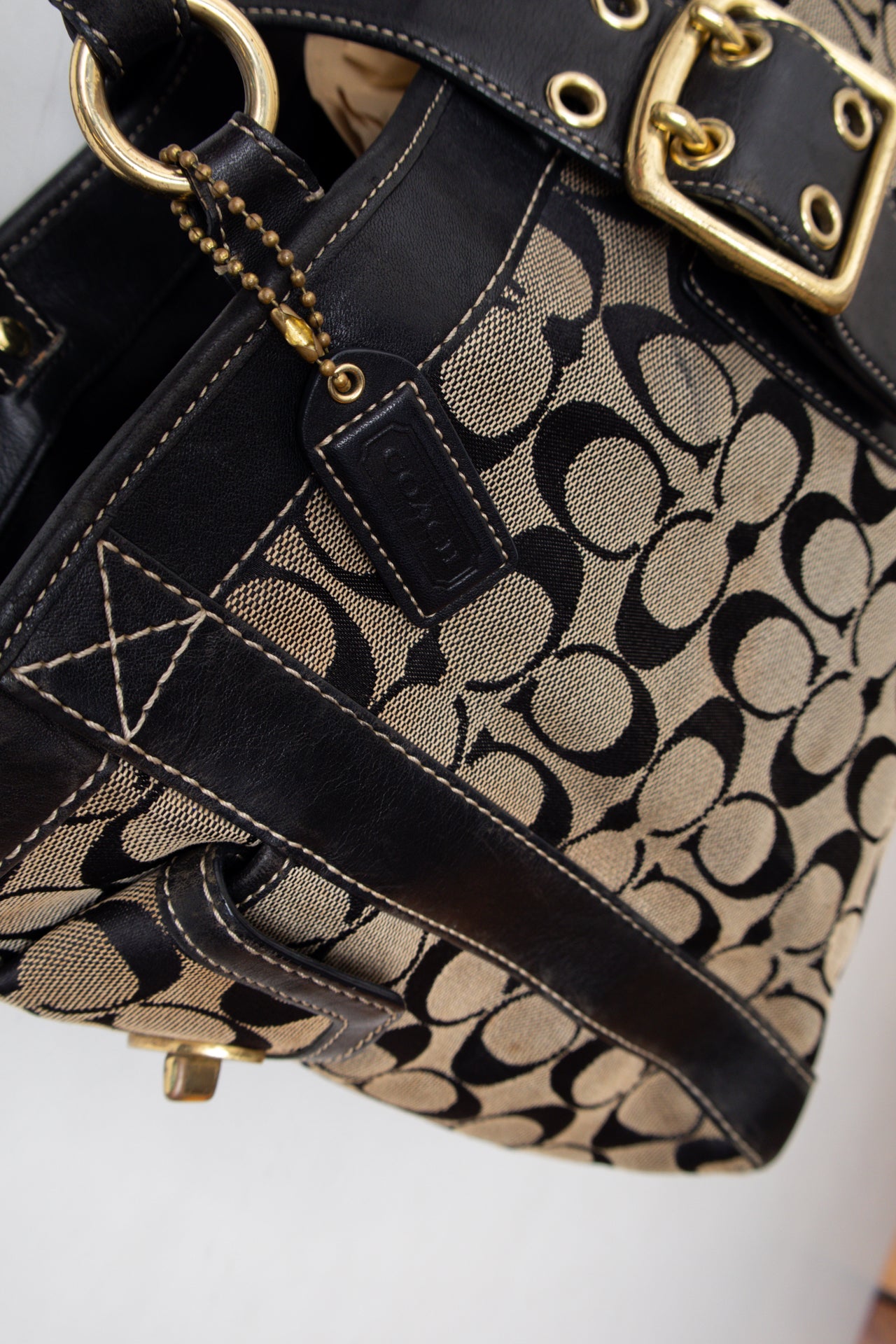 #191 Coach Shoulder Bag Black | c. 207 | Size