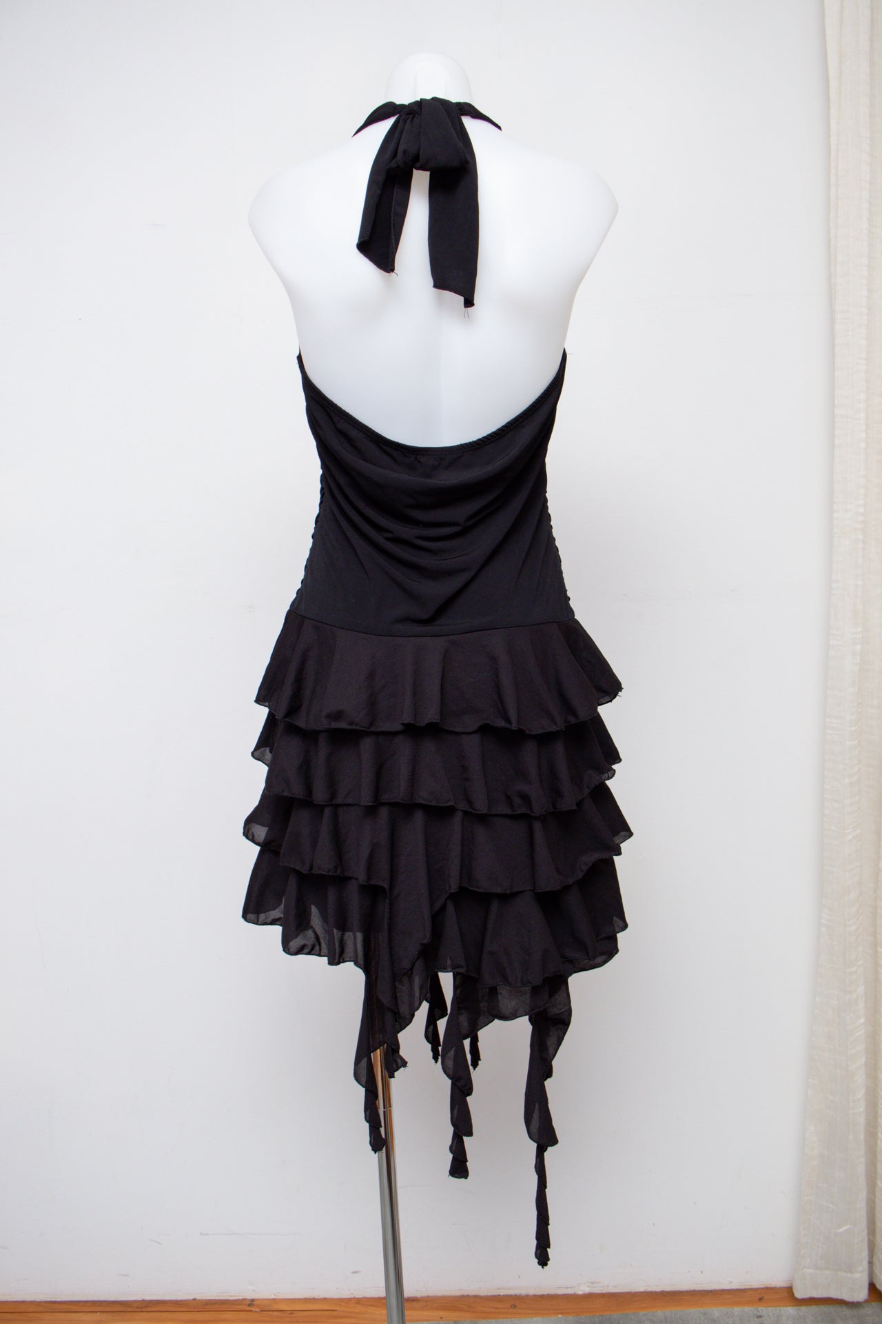 #097 Speechless Short Sleeve Black | c. 210 | Size 8