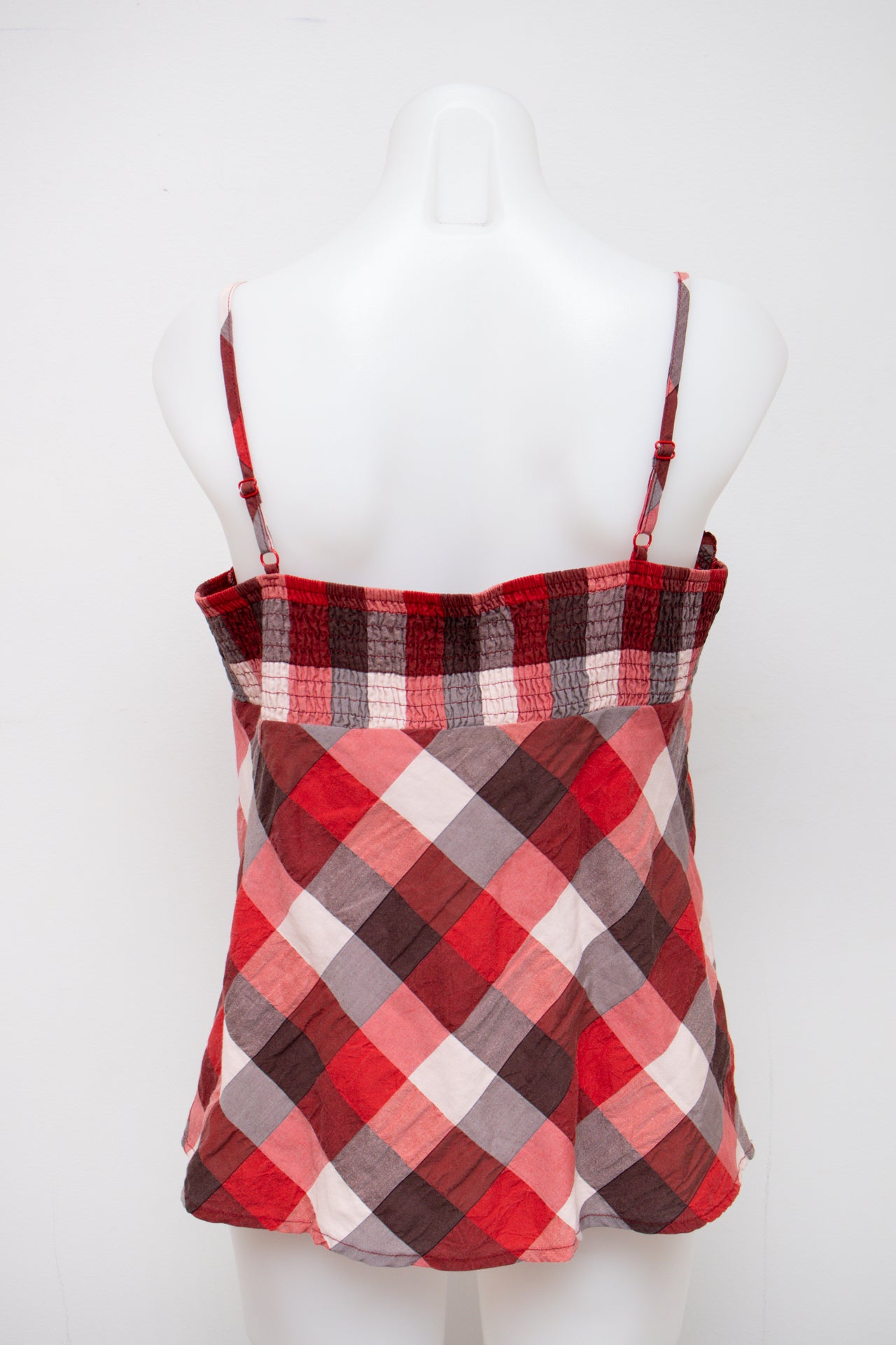 #37 Cache Cache Cami Top Red | c. 197 | Size 10