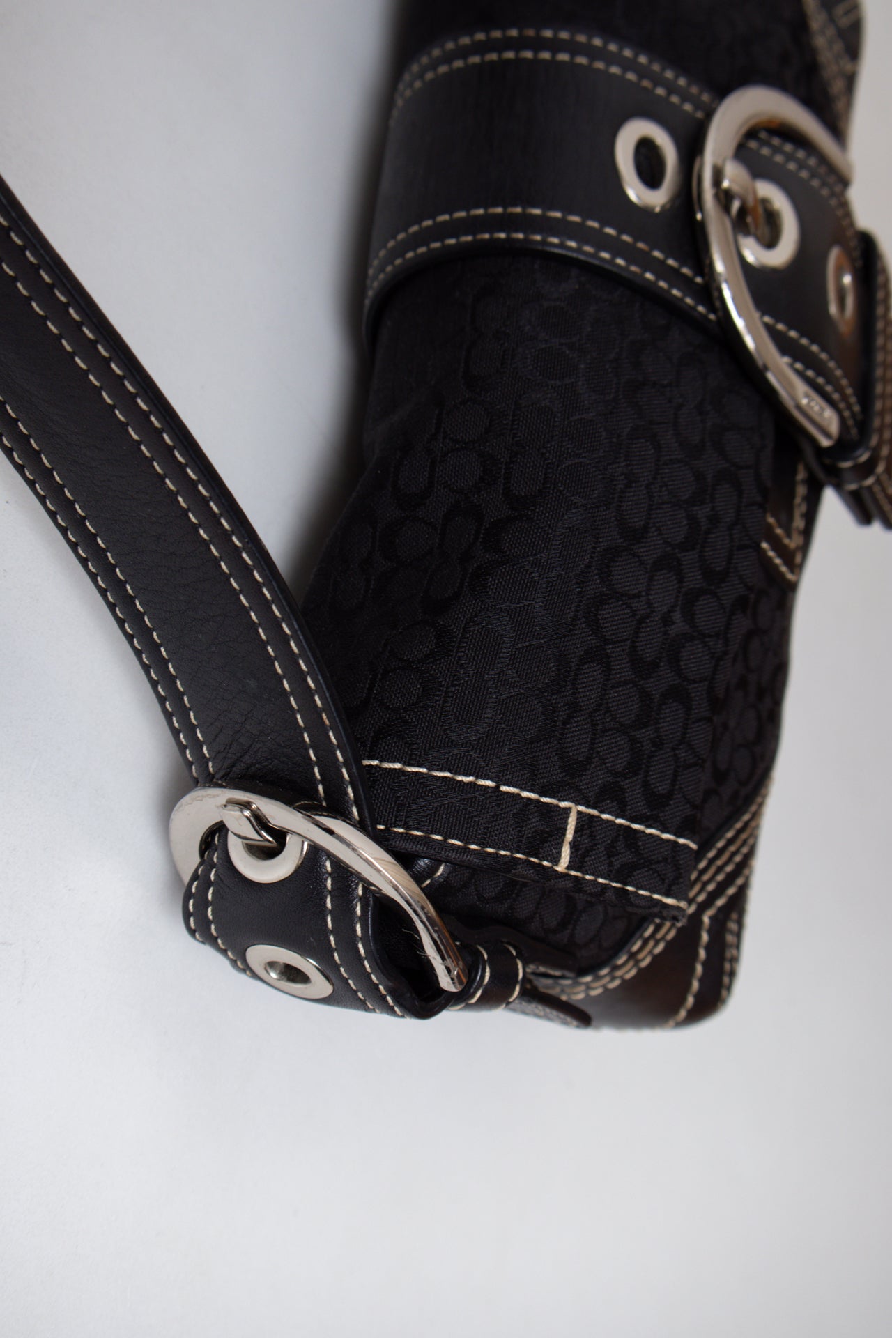 # Coach Shoulder Bag Black | c. | Size