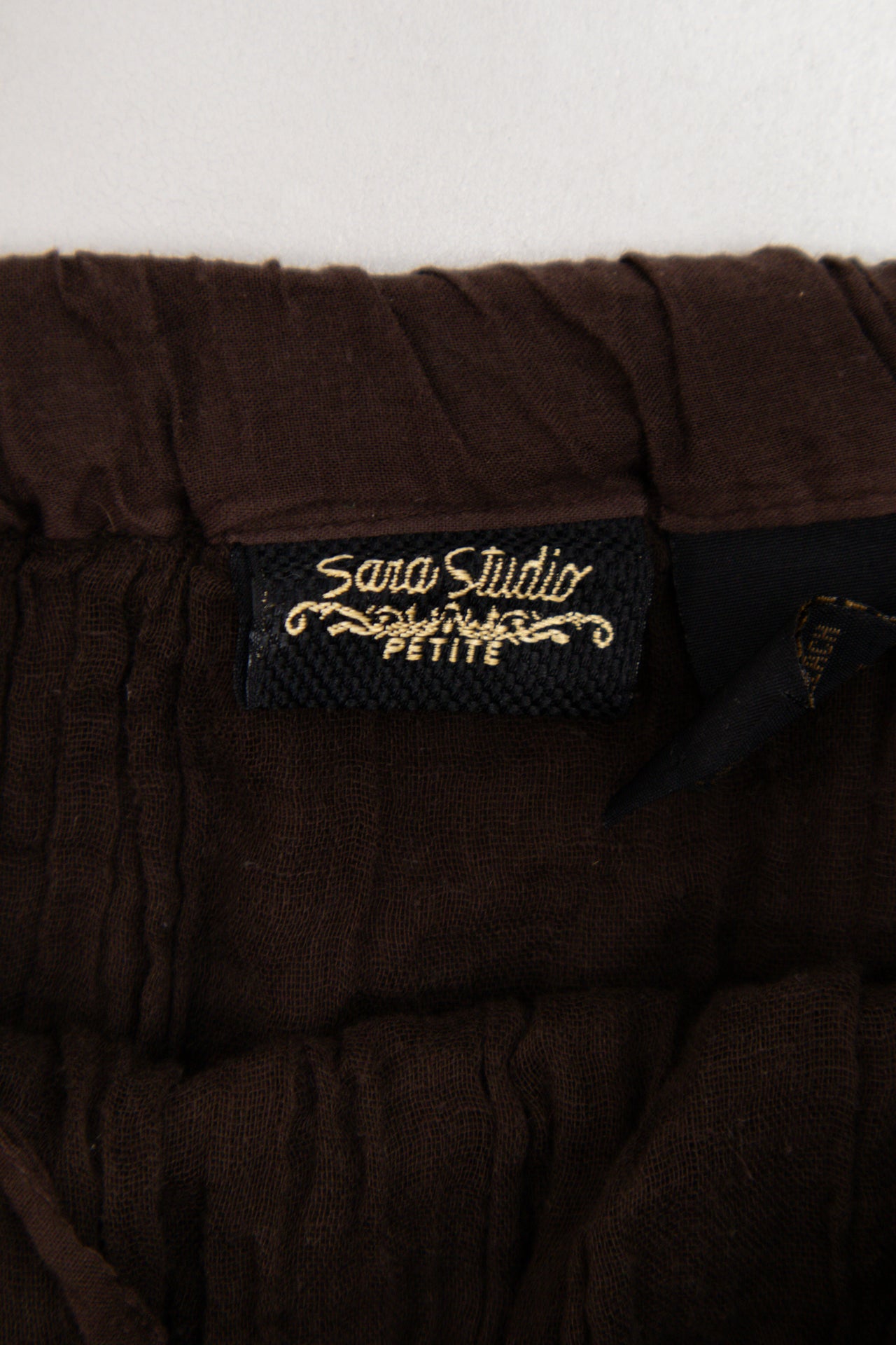 #174 Sara Studio Petite Skirt Brown | c. 198 | Size 8/10