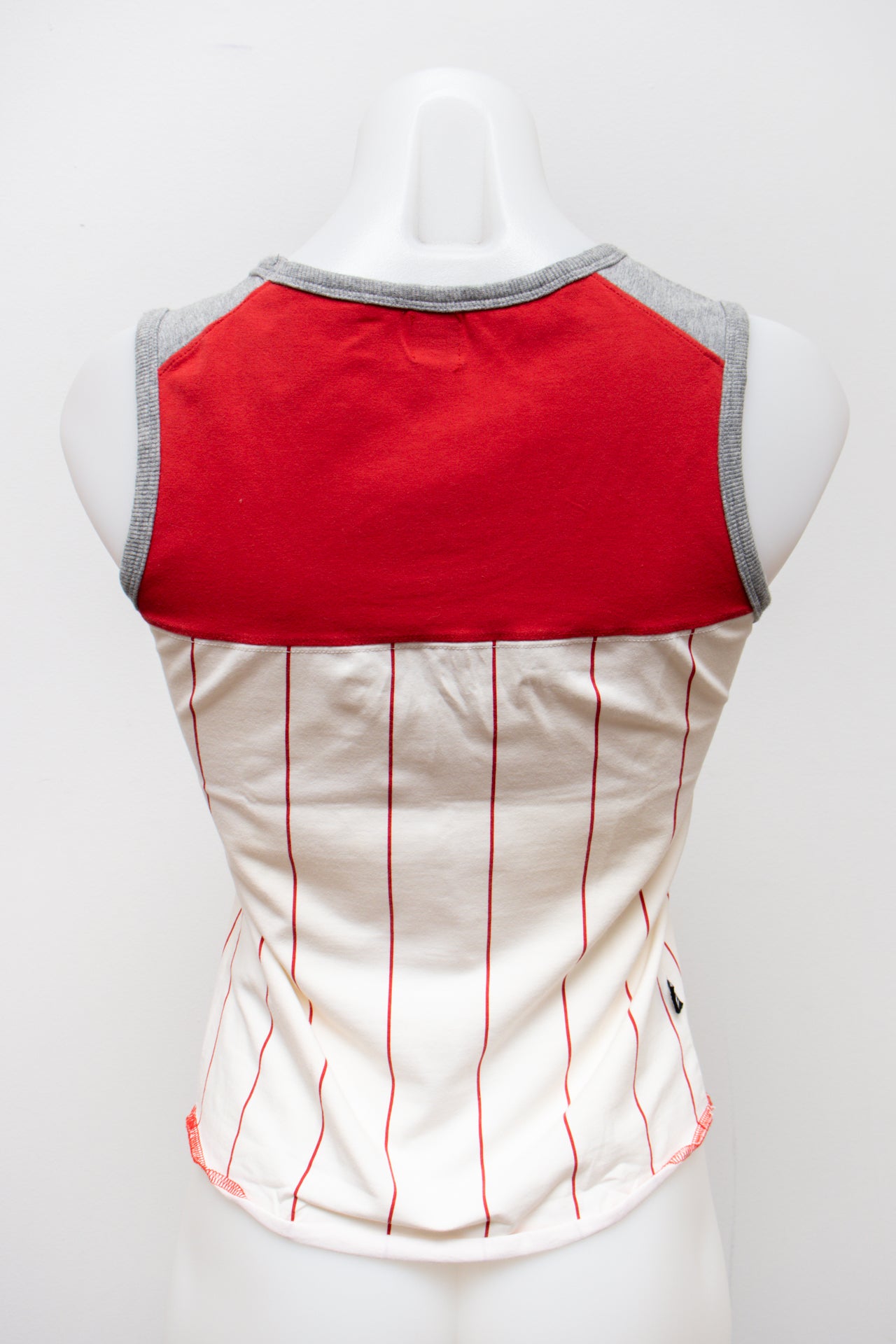 # Phard Tank Top Red | c. 192 | Size 8