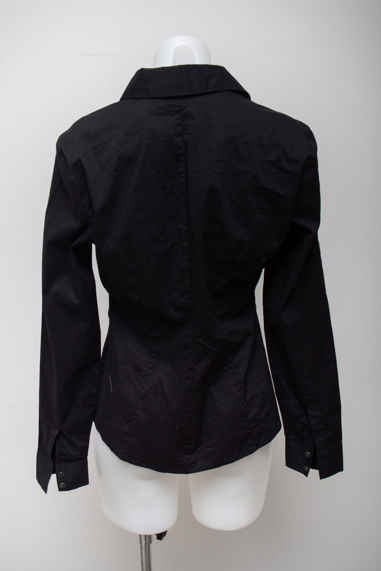 #94 New York & Company T-shirt Black | c. 178 | Size 8