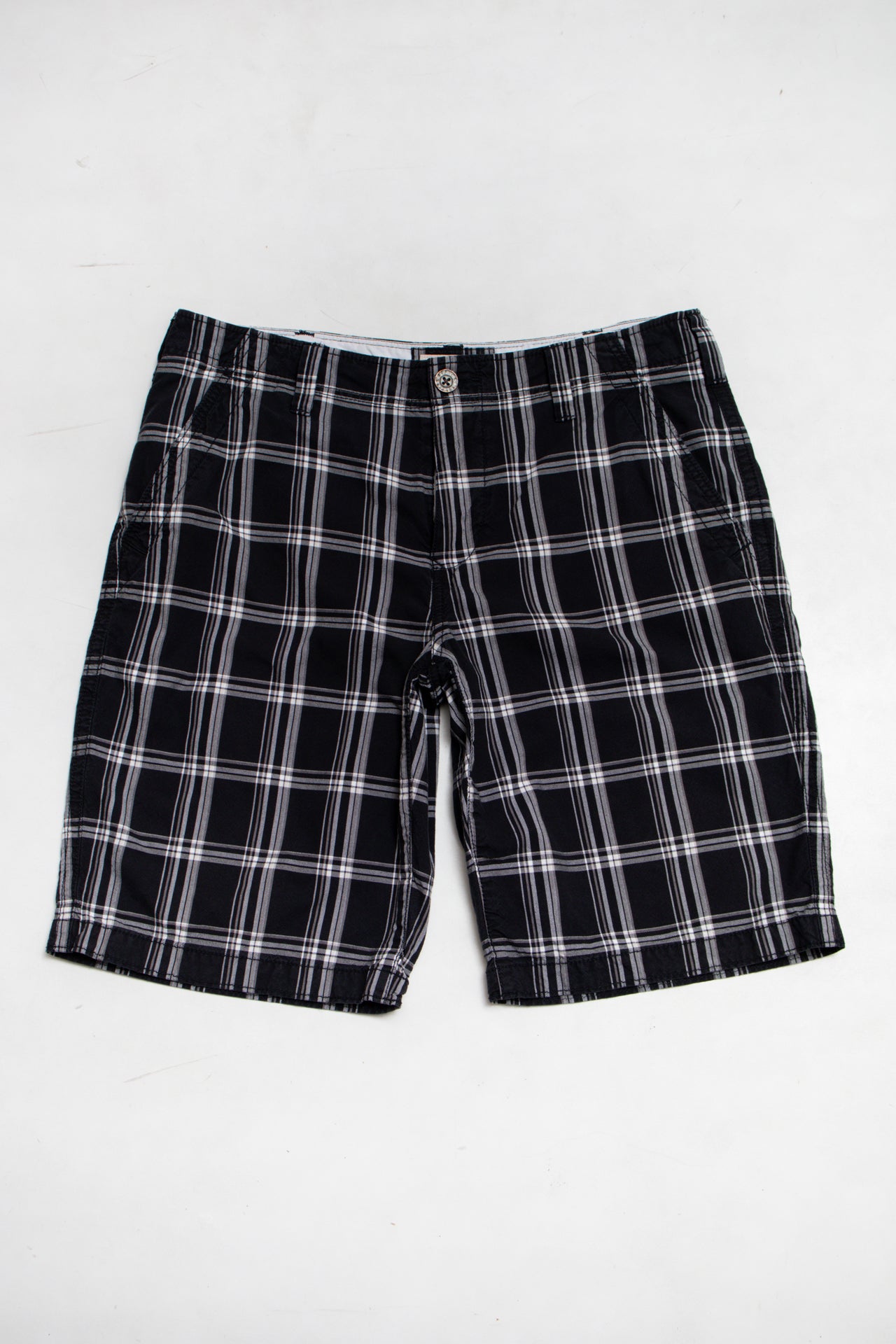 #63 Express Shorts Black | c. 186 | Size 10/12