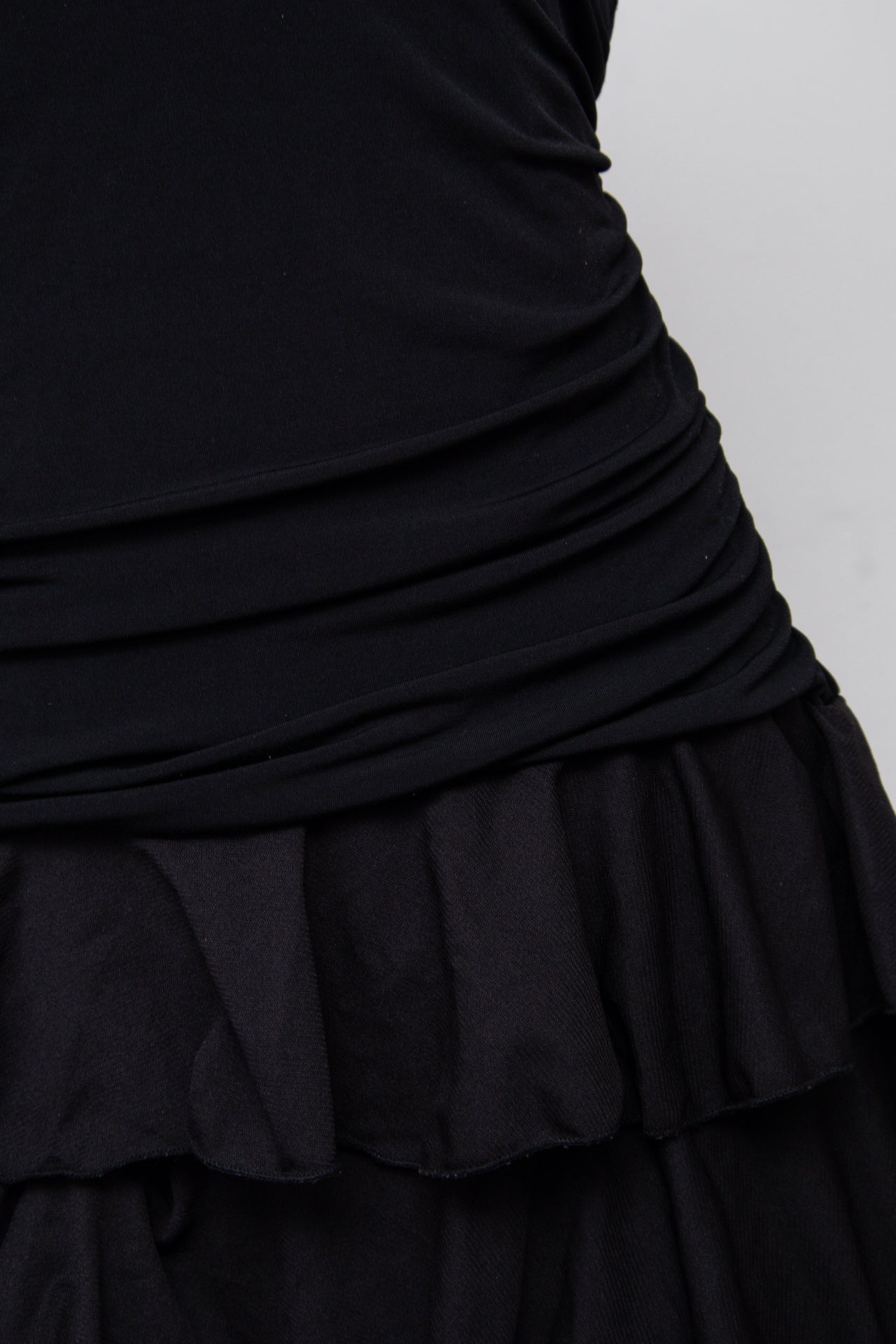 #097 Speechless Short Sleeve Black | c. 210 | Size 8