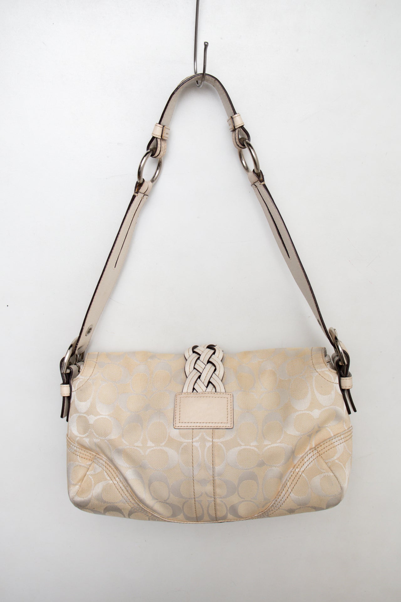 #195 Coach Soho bag Beige | c. 196 | Size
