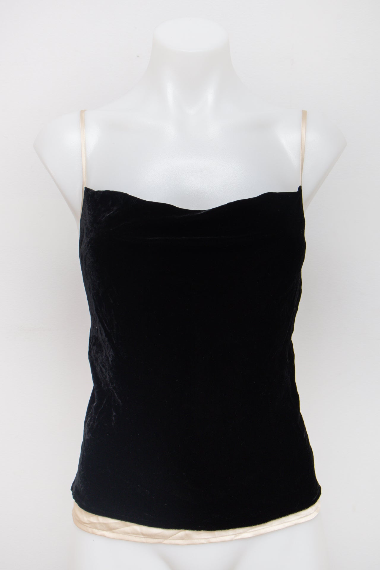 #17 Victoria's Secret Cami Top Black | c. 195 | Size 10