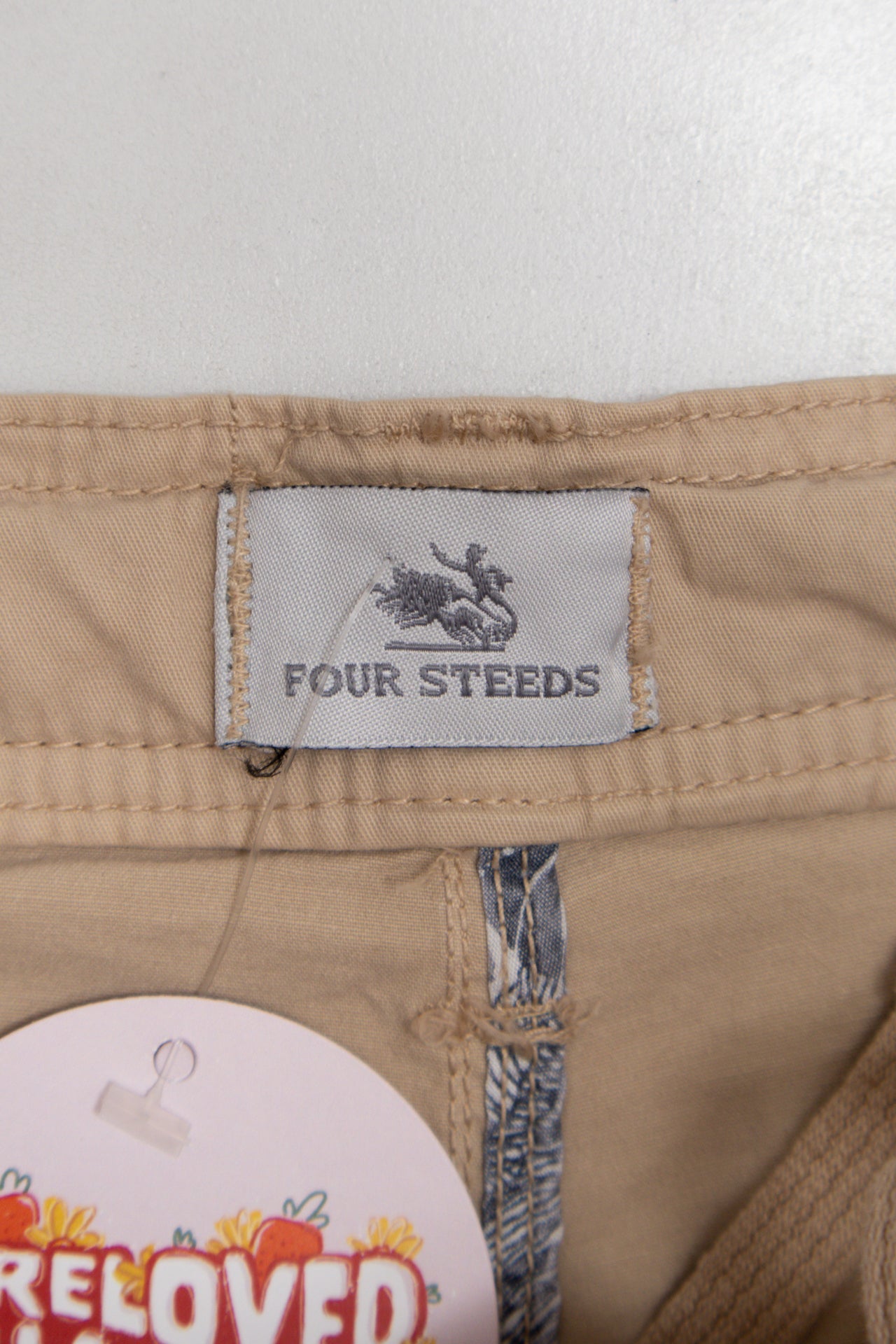 #184 Four Steeds Shorts Beige | c. 190 | Size 12