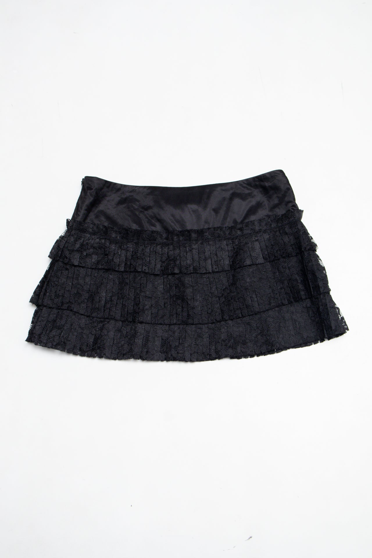 #108 Charlotte Russe Mini Skirt Black | c. 210 | Size 6