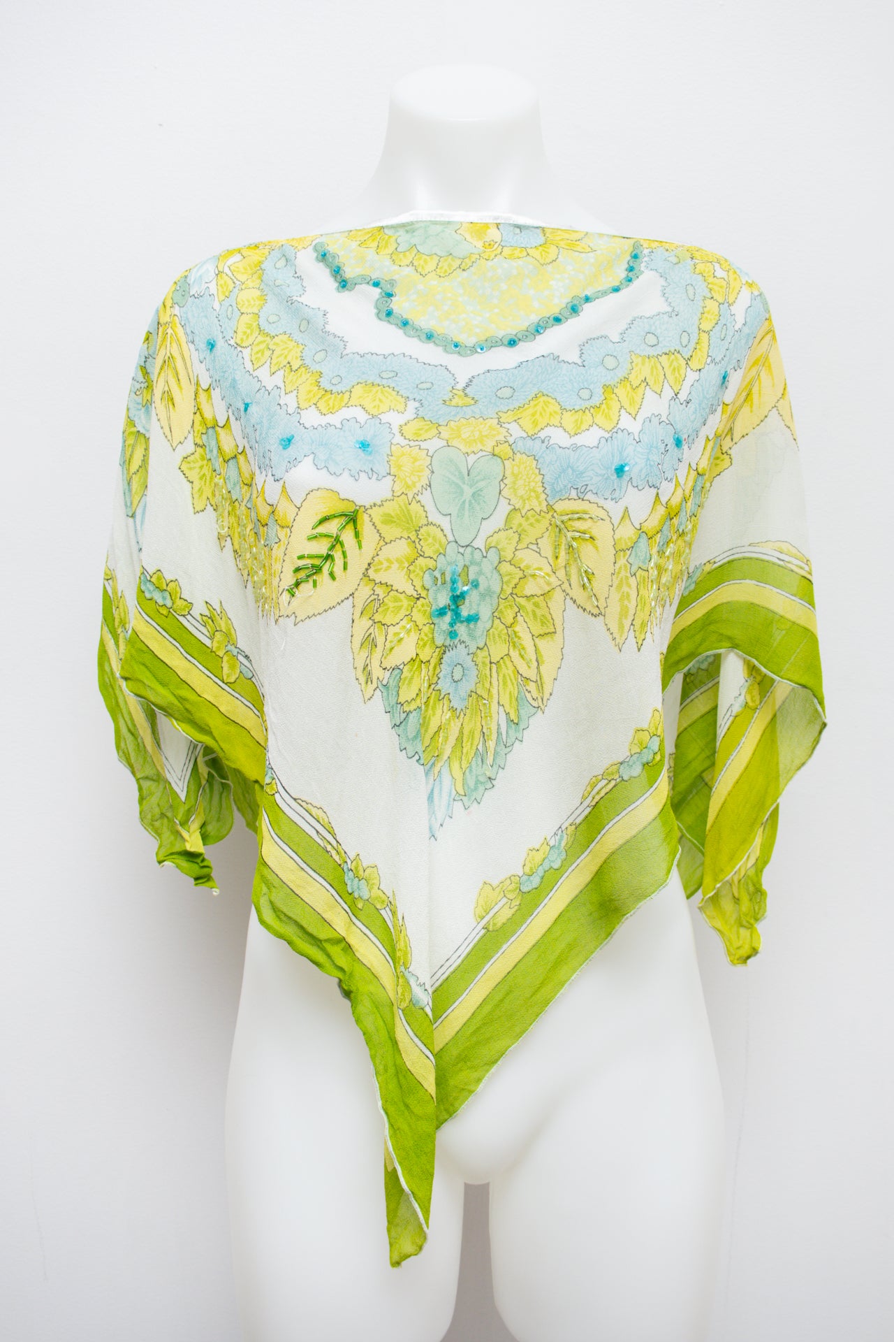 #127 Triangle Camisole Green | c. 192 | Size