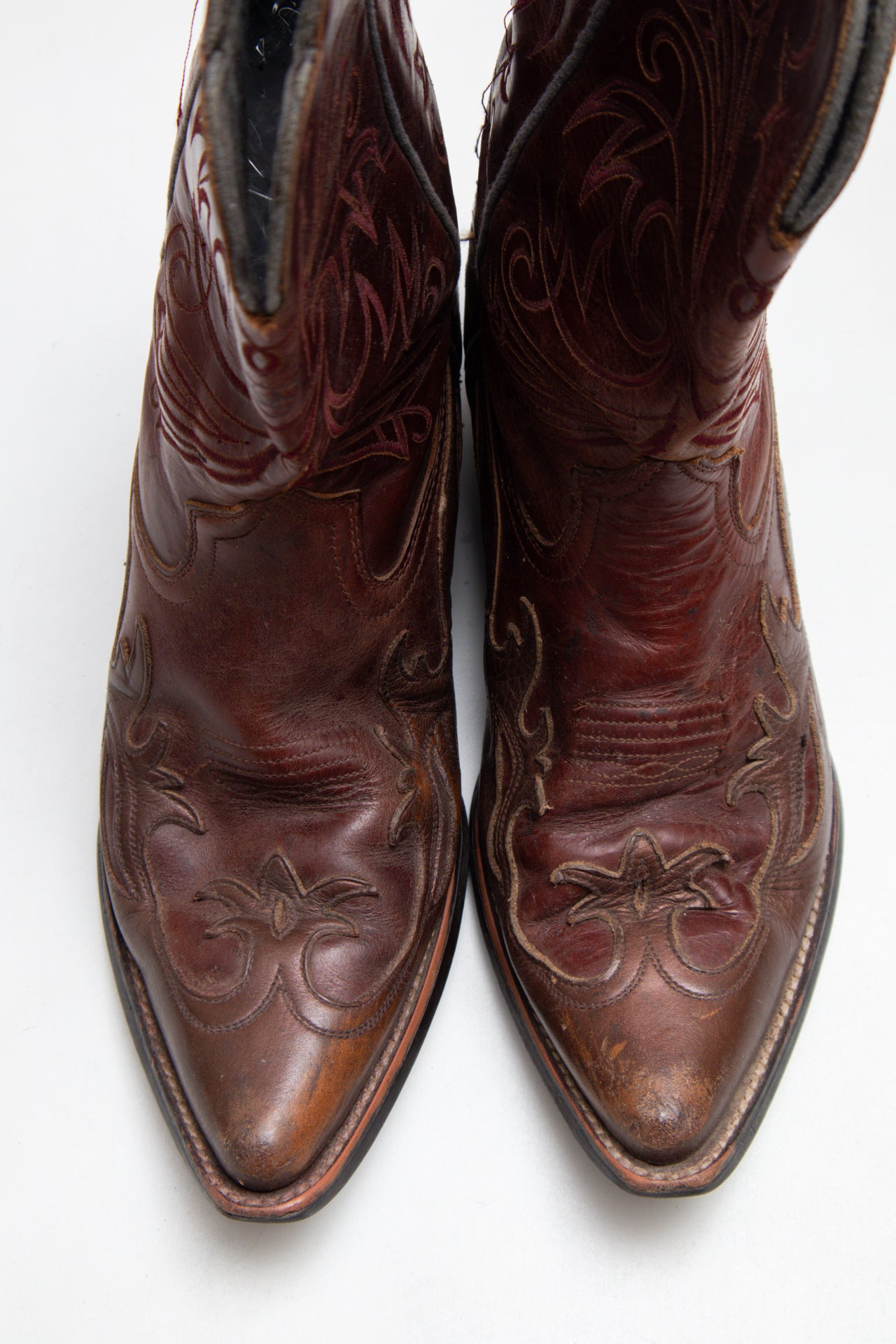 #171 None Brown | c. 201 | Size 8