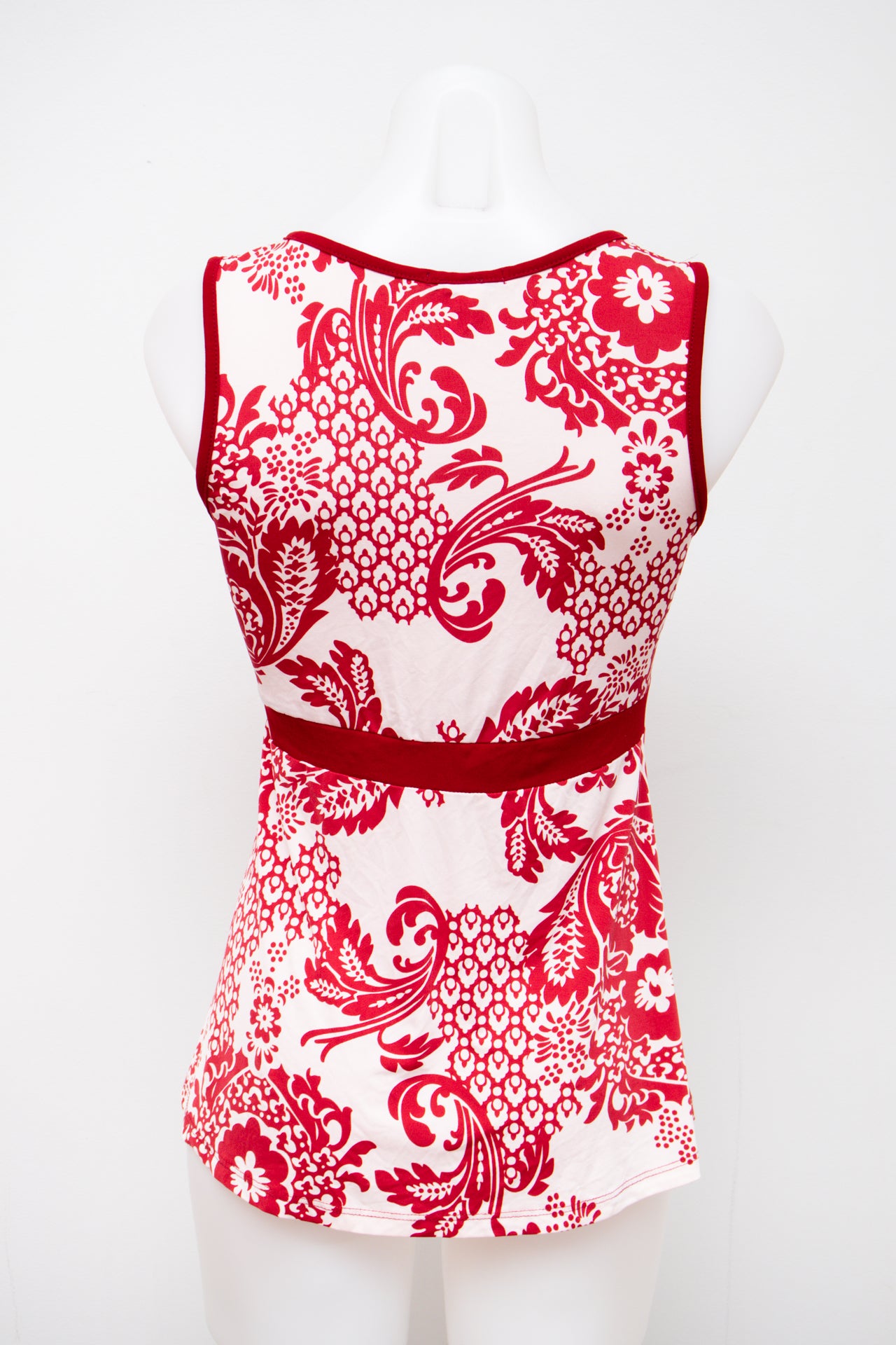 #63 Timing Camisole Top Red | c. 197 | Size 10
