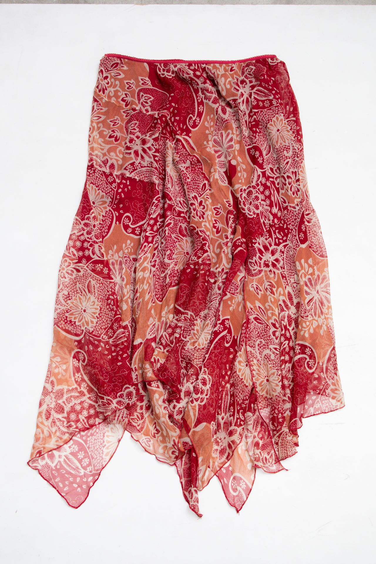 #122 Jonathan Martin Silk Skirt Red | c. 200 | Size 8/10