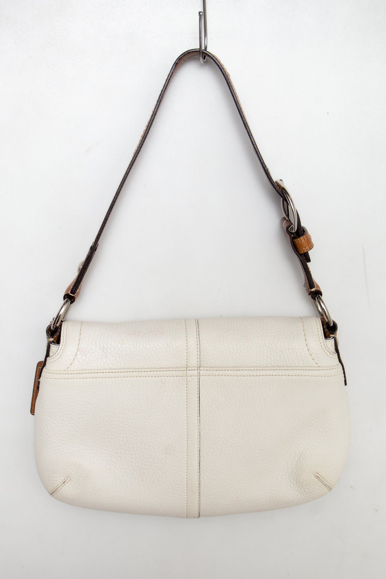 #159 Coach Shoulder Bag White | c. 187 | Size
