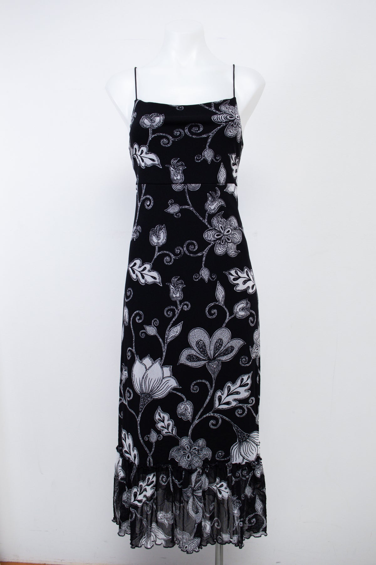 #122 The Limited Cami Top Black | c. 207 | Size 12