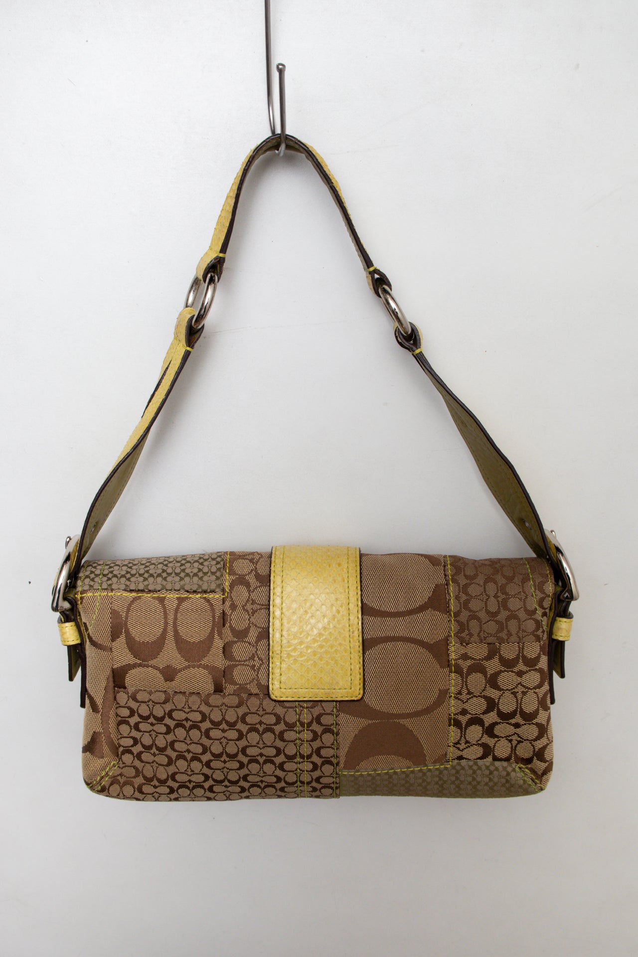 #185 Coach Flat Soho Bag Brown | c. 196 | Size