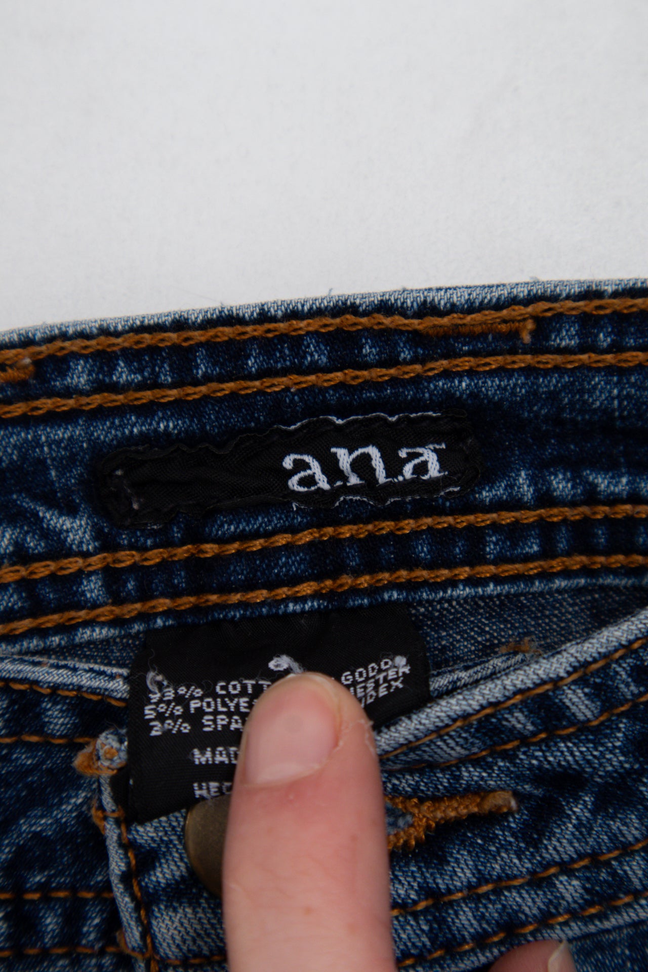 #198 Ana Jeans Blue | c. 201 | Size 8