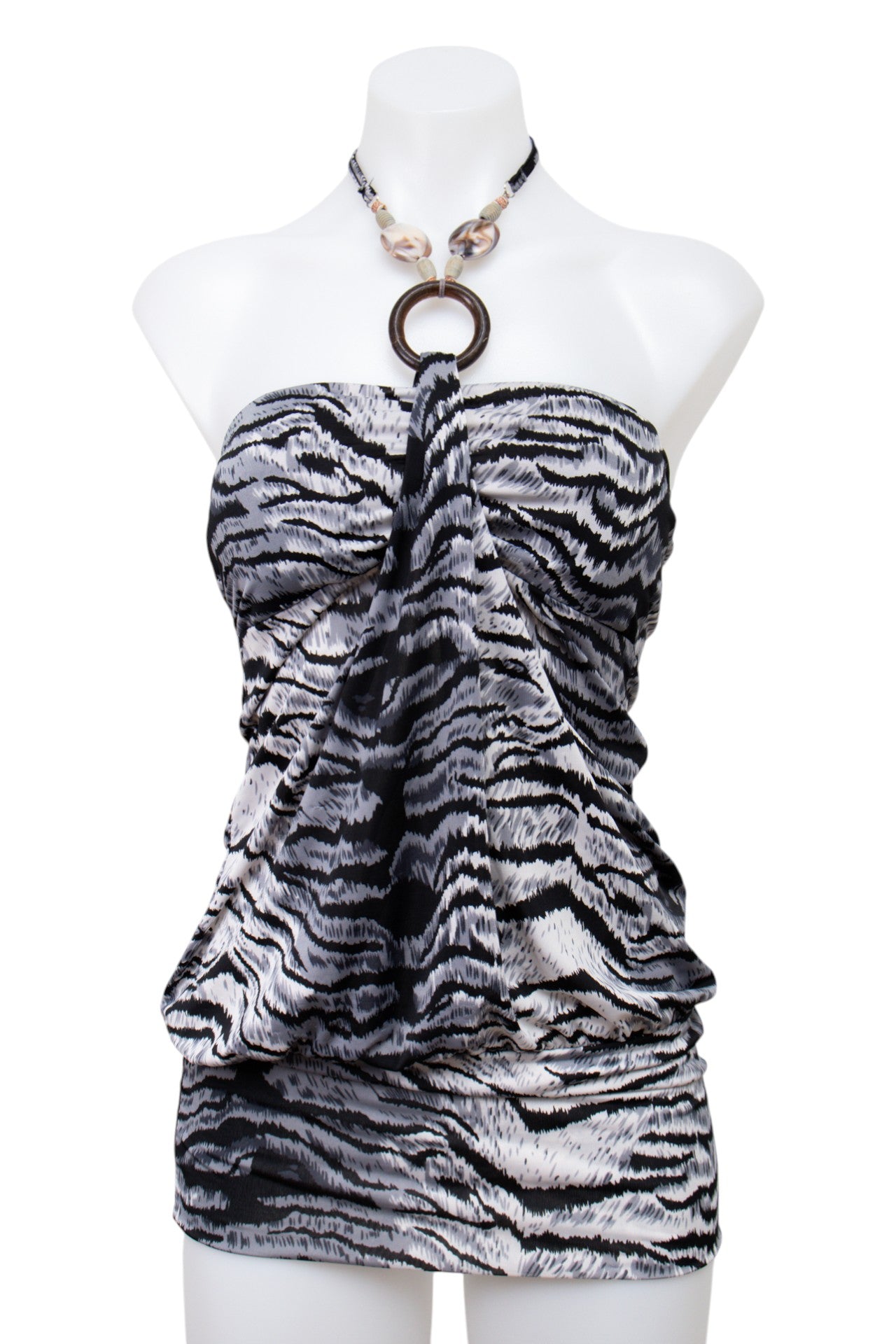 #81 Halter Top Black | c. 198 | Size 8