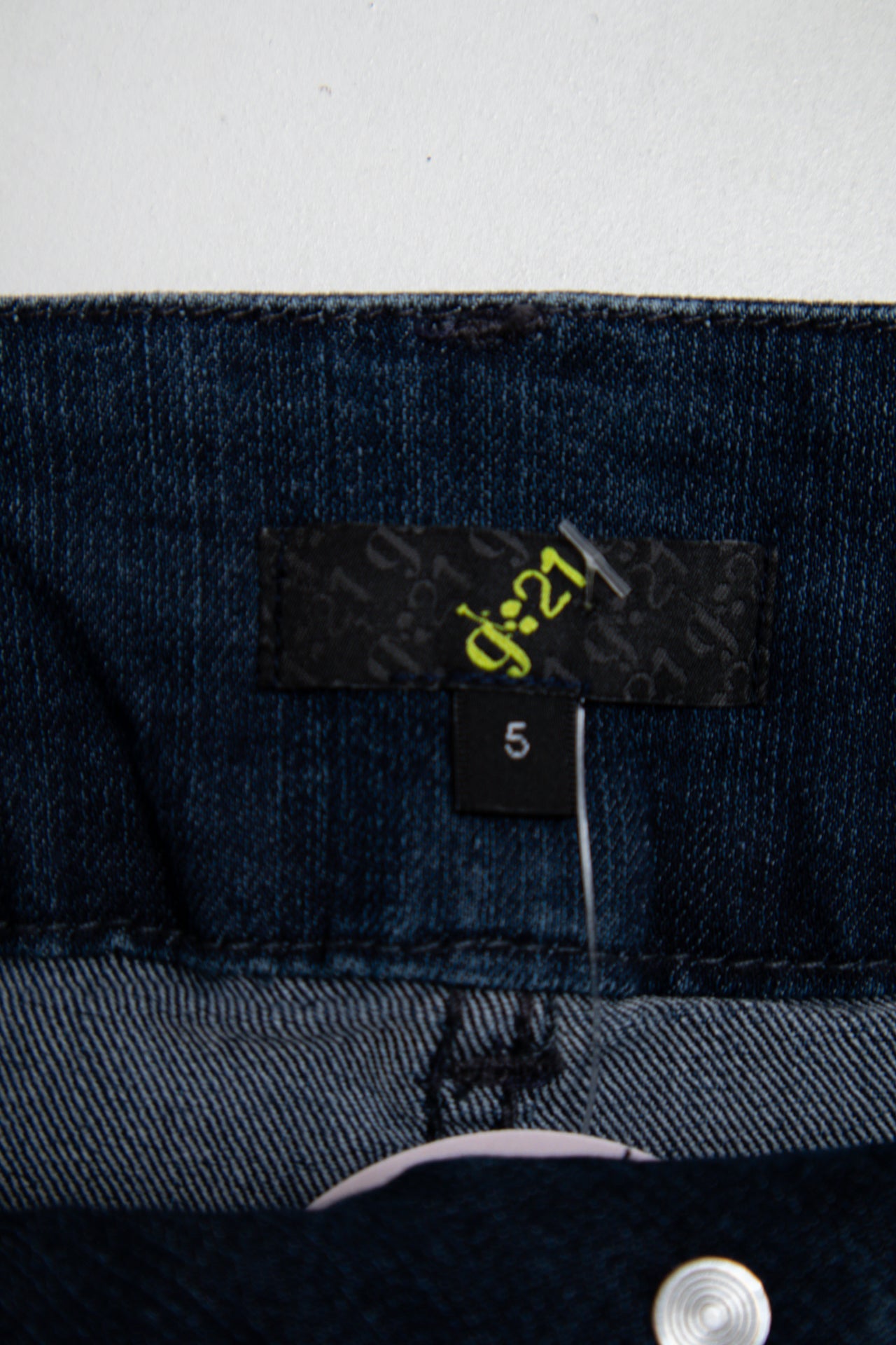 #186 J:2/1 Shorts Blue | c. 191 | Size 6