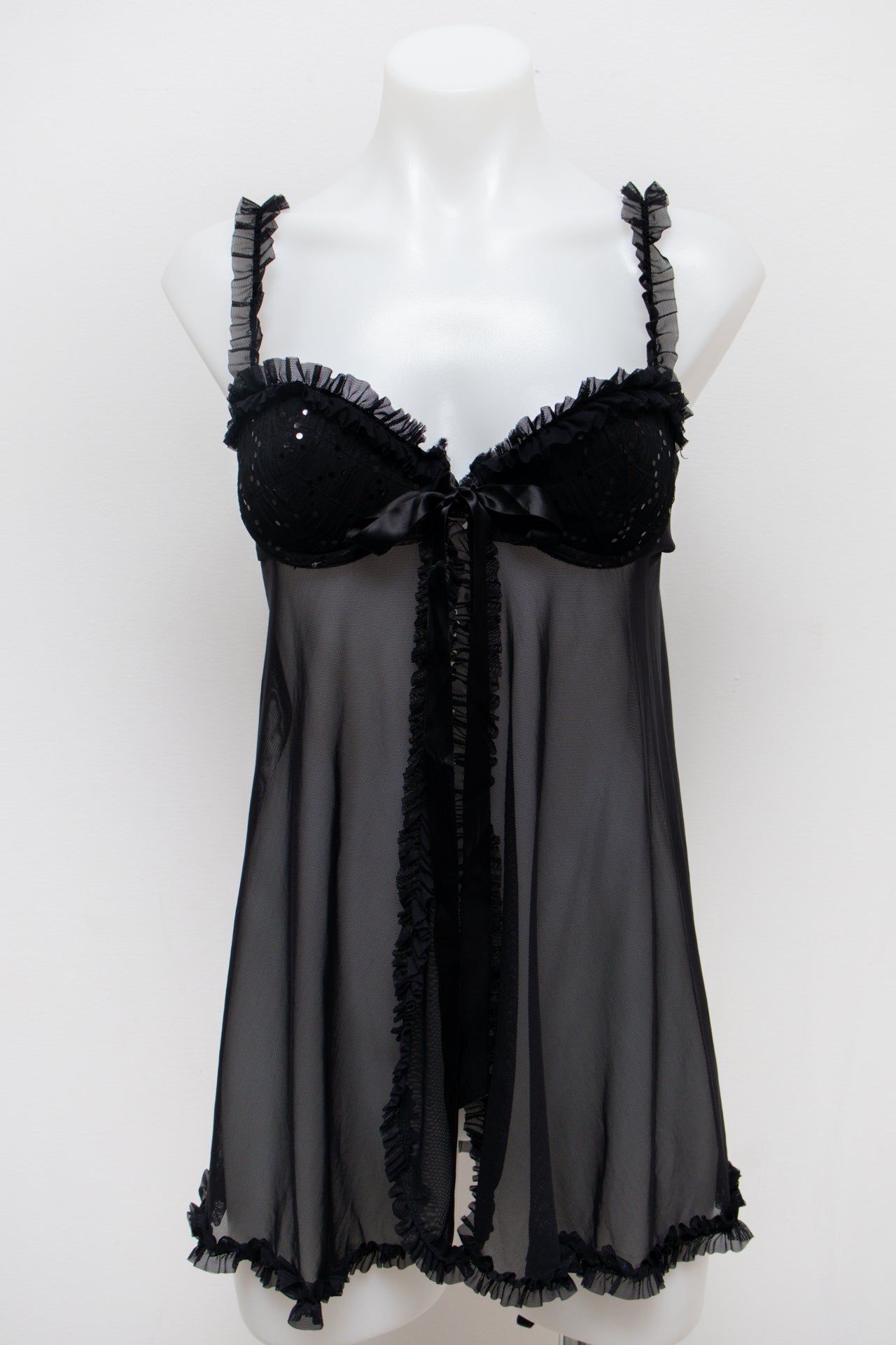 #62 Victoria's Secret Sexy Little Things Camisole Black | c. 185 | Size 10 / 14B