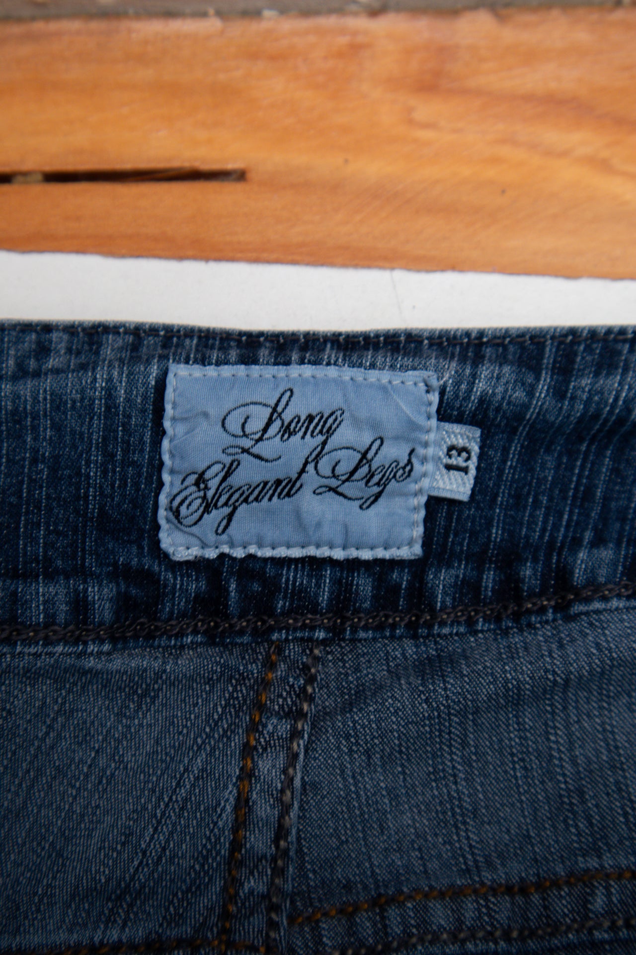 #085 Long Elegant Legs Jeans Blue | c. 206 | Size 14