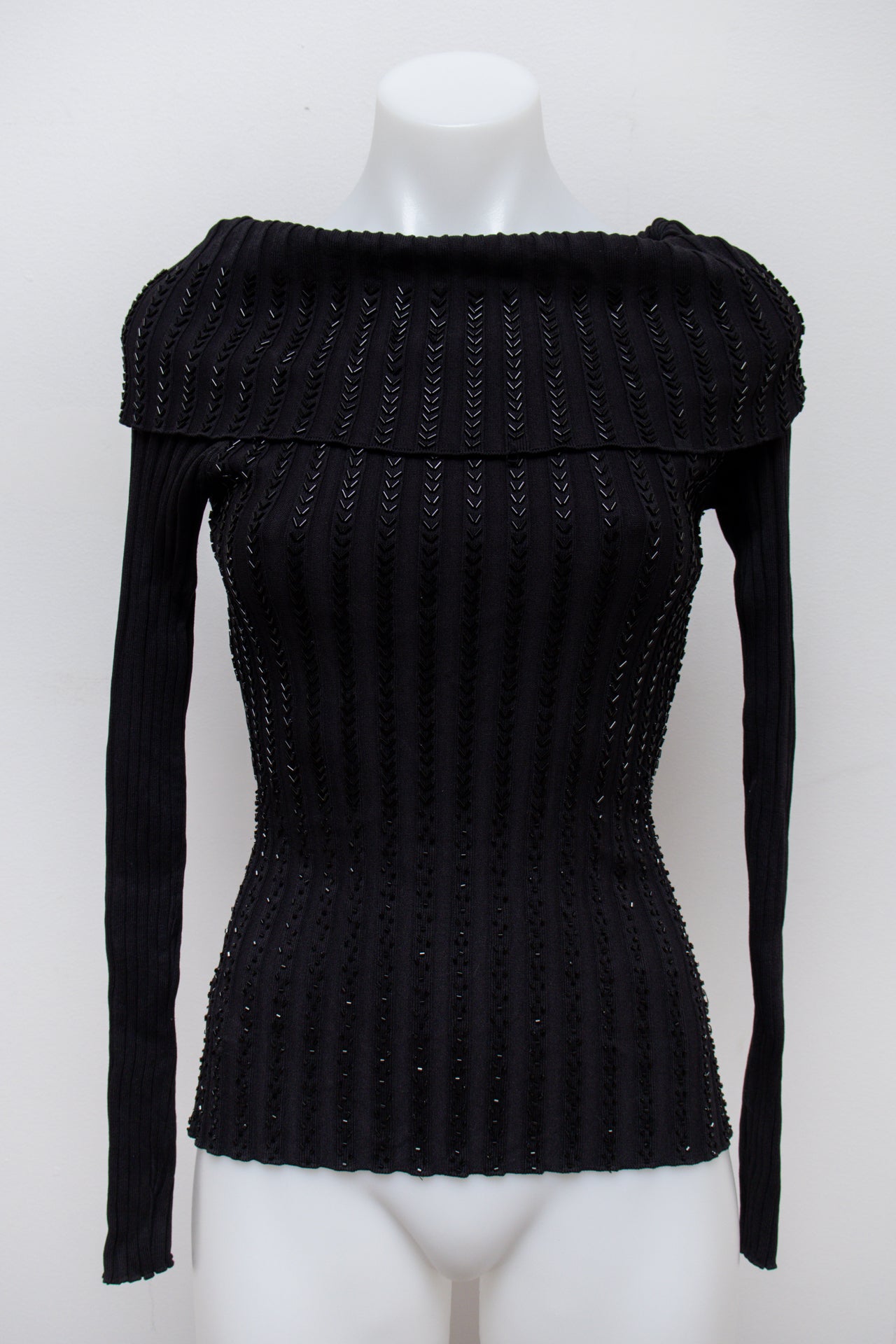 #80 Caché T-shirt Black | c. 192 | Size 8