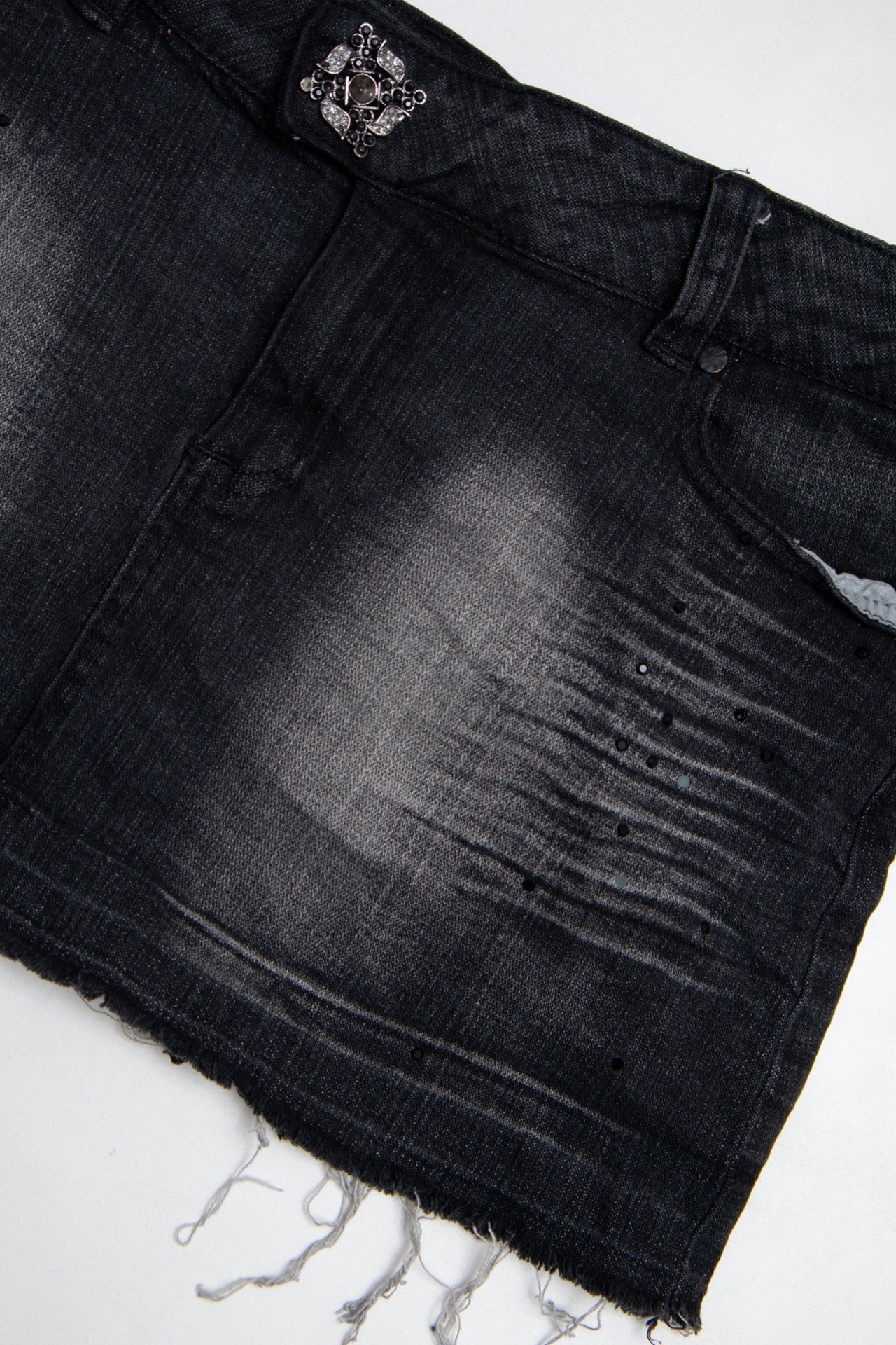 #146 Young & Reckless Skirt Black | c. 200 | Size 8
