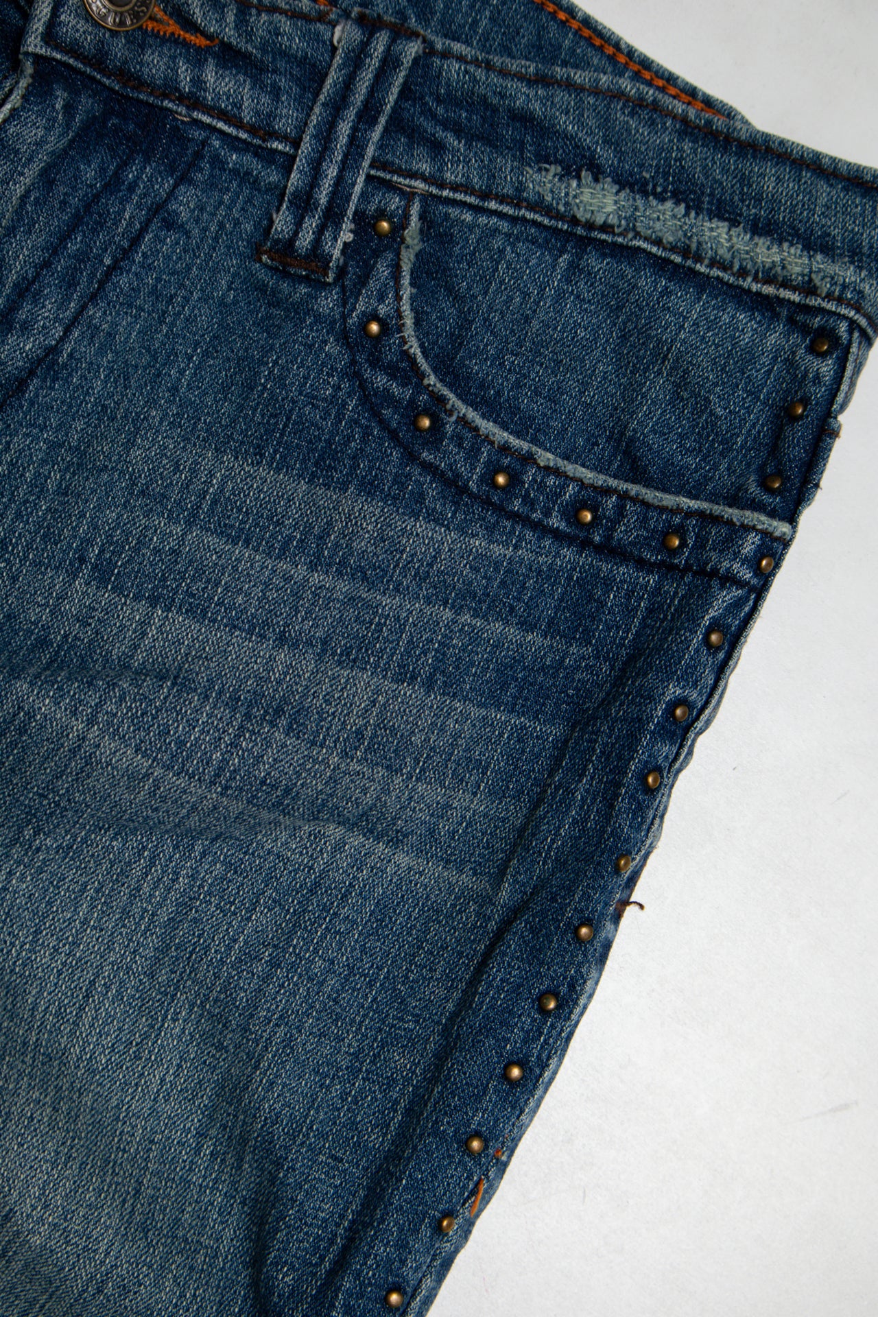#147 Guess Jeans Blue | c. 197 | Size 6