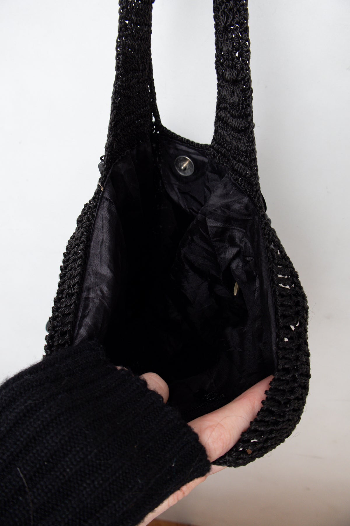 #194 Chateau Shoulder Bag Black | c. 207 | Size