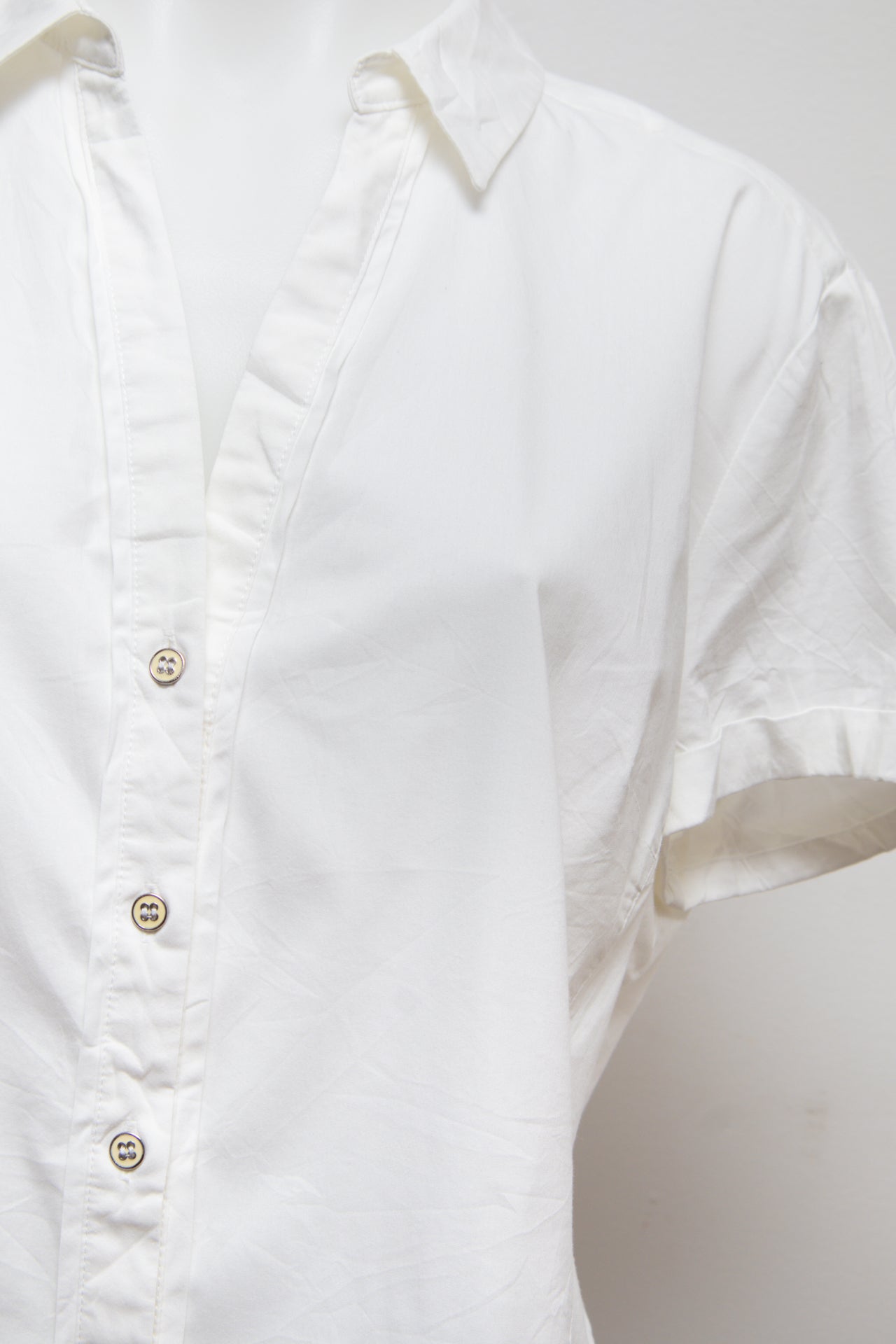 #58 7th Avenue Design Studio New York & Company T-shirt White | c. 190 | Size 12