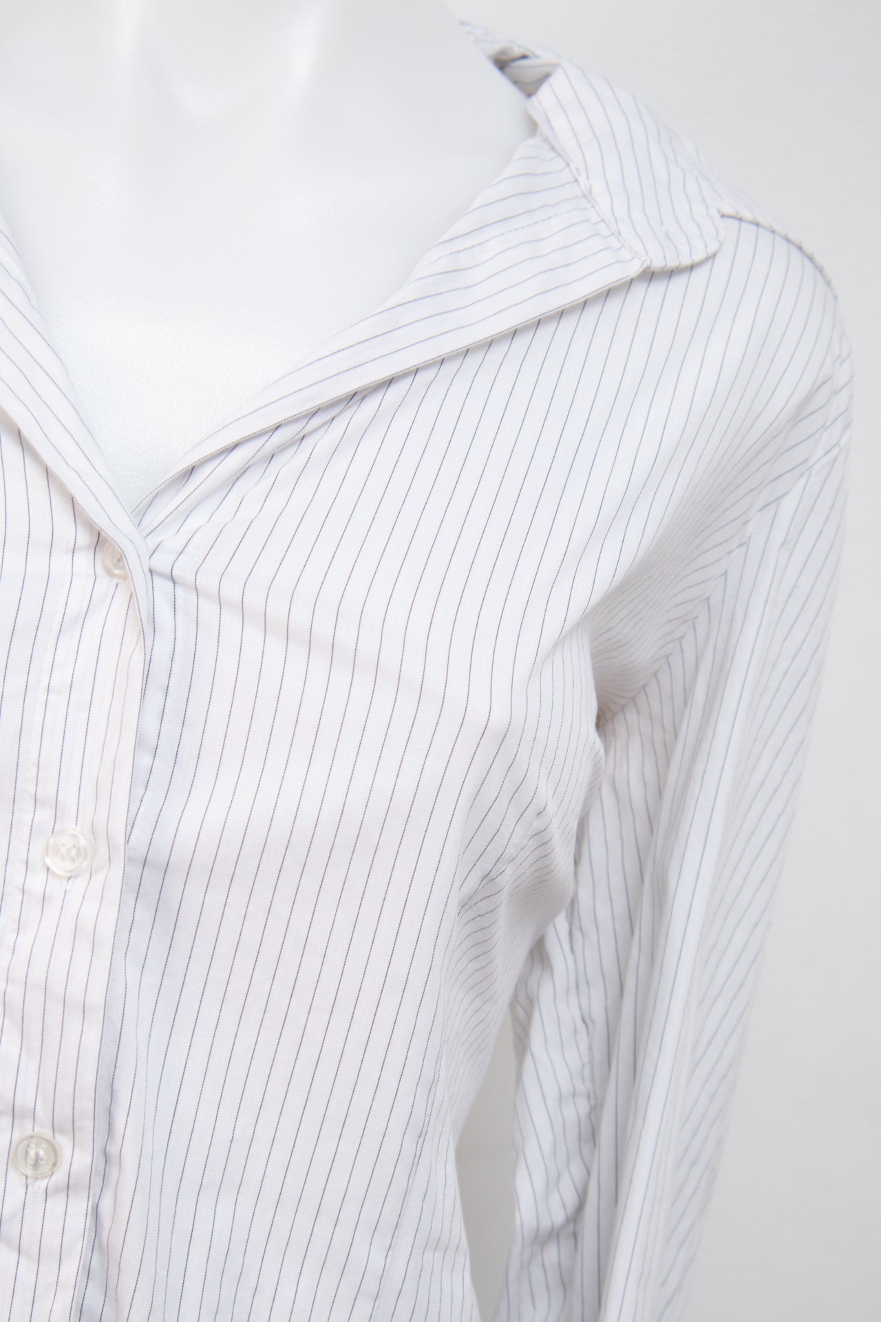 #035 New York & Company T-shirt White | c. | Size 10