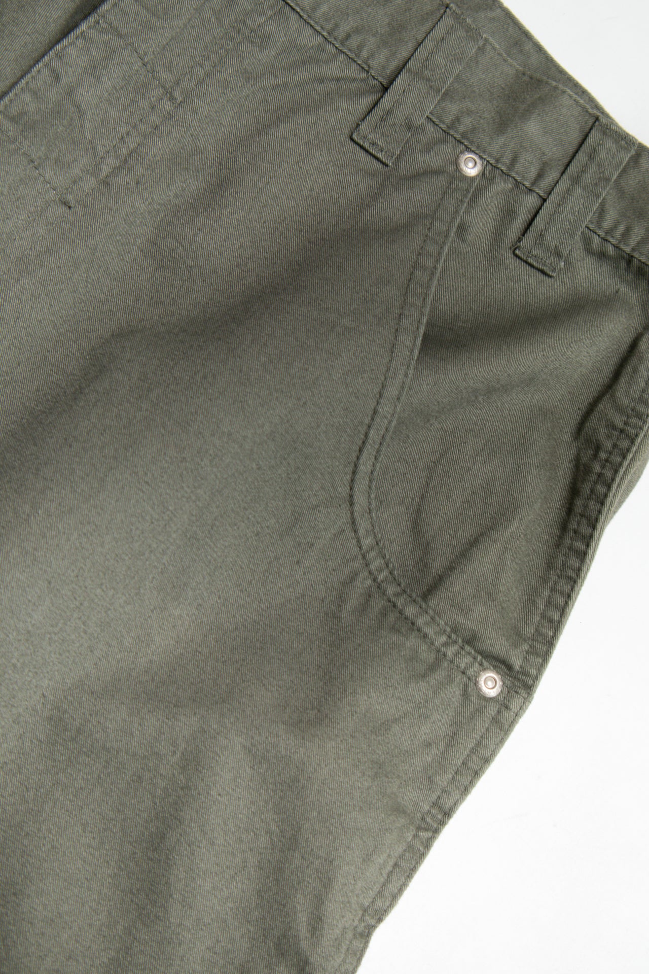 #124 Extreme Zone Shorts Green | c. 184 | Size 12/14