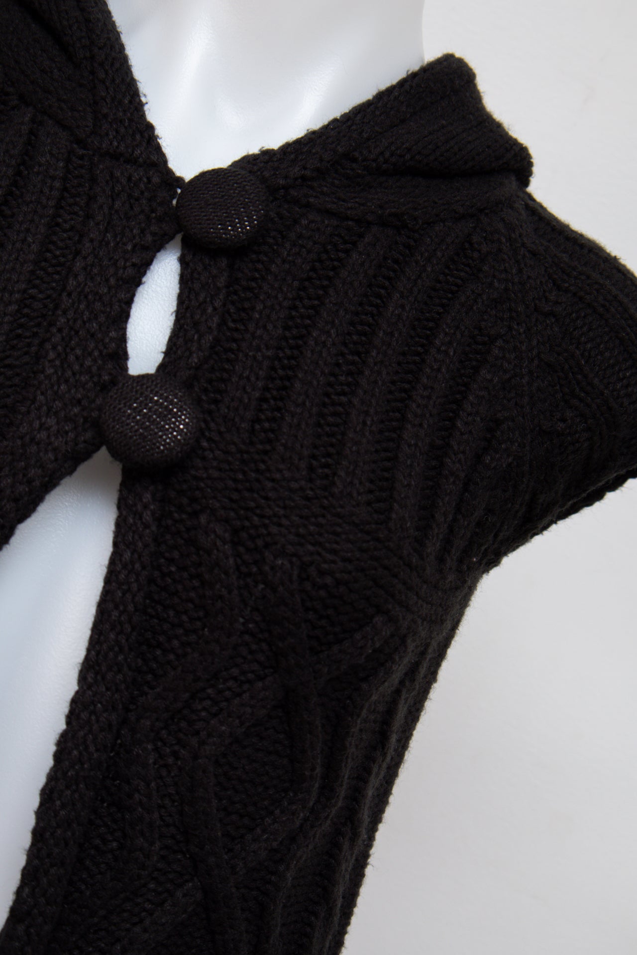#106 Cappino De Fille Camisole Top Black | c. 197 | Size 8