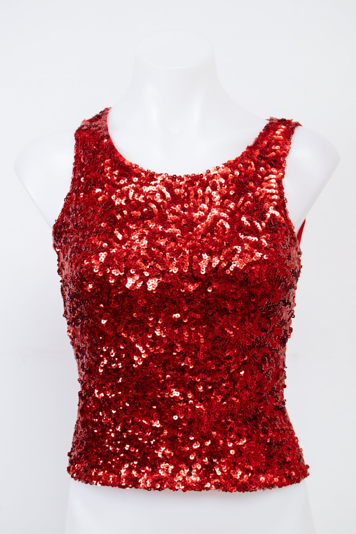 #079 Tank Top Red | c. 207 | Size 6