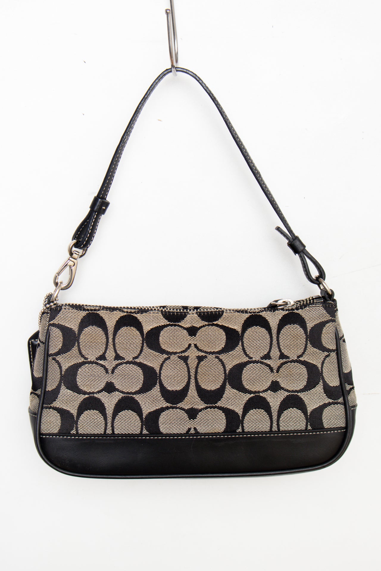 #212 Coach Shoulder Bag Beige | c. 194 | Size
