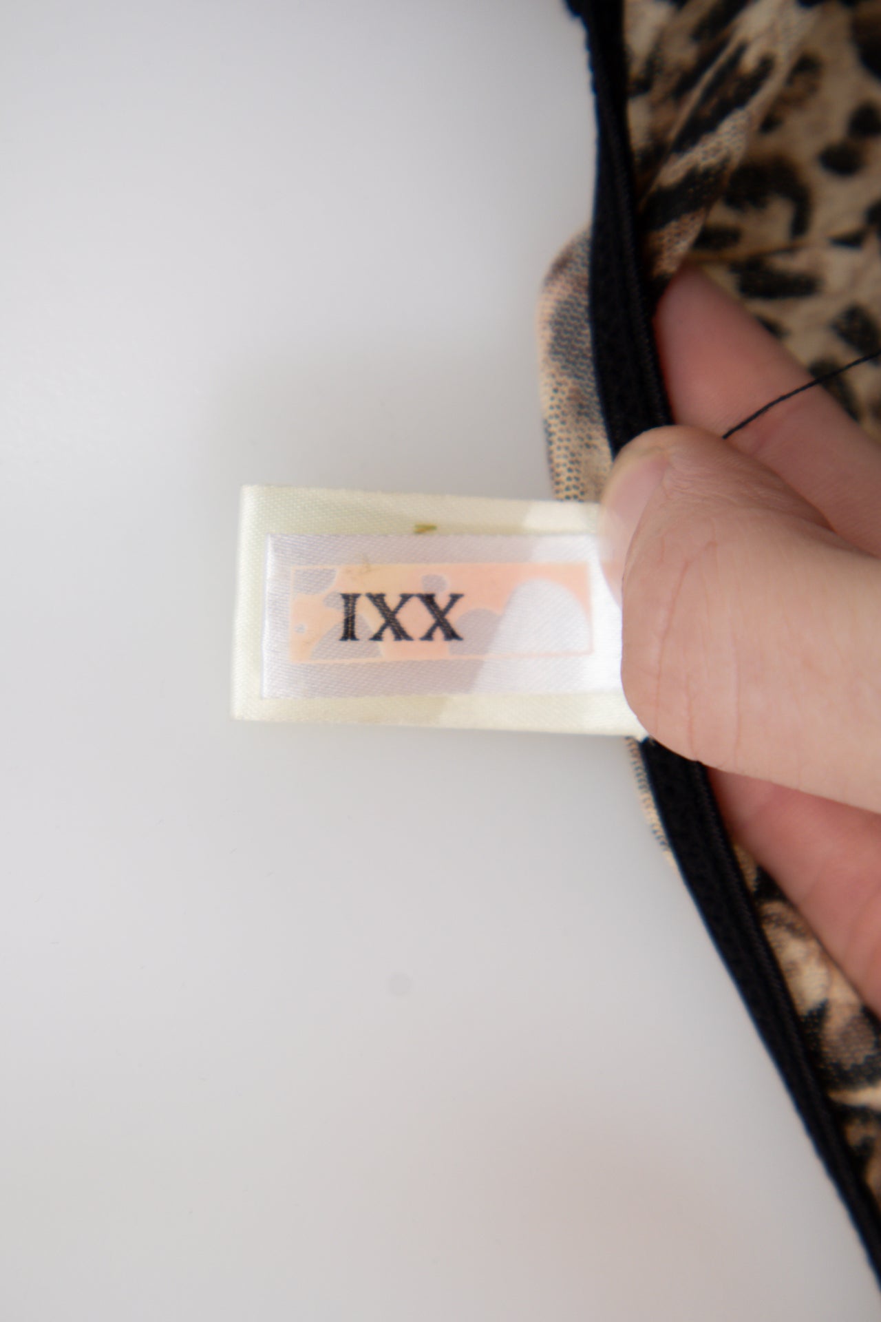 #29 Ixx Camisole Brown | c. 198 | Size 8