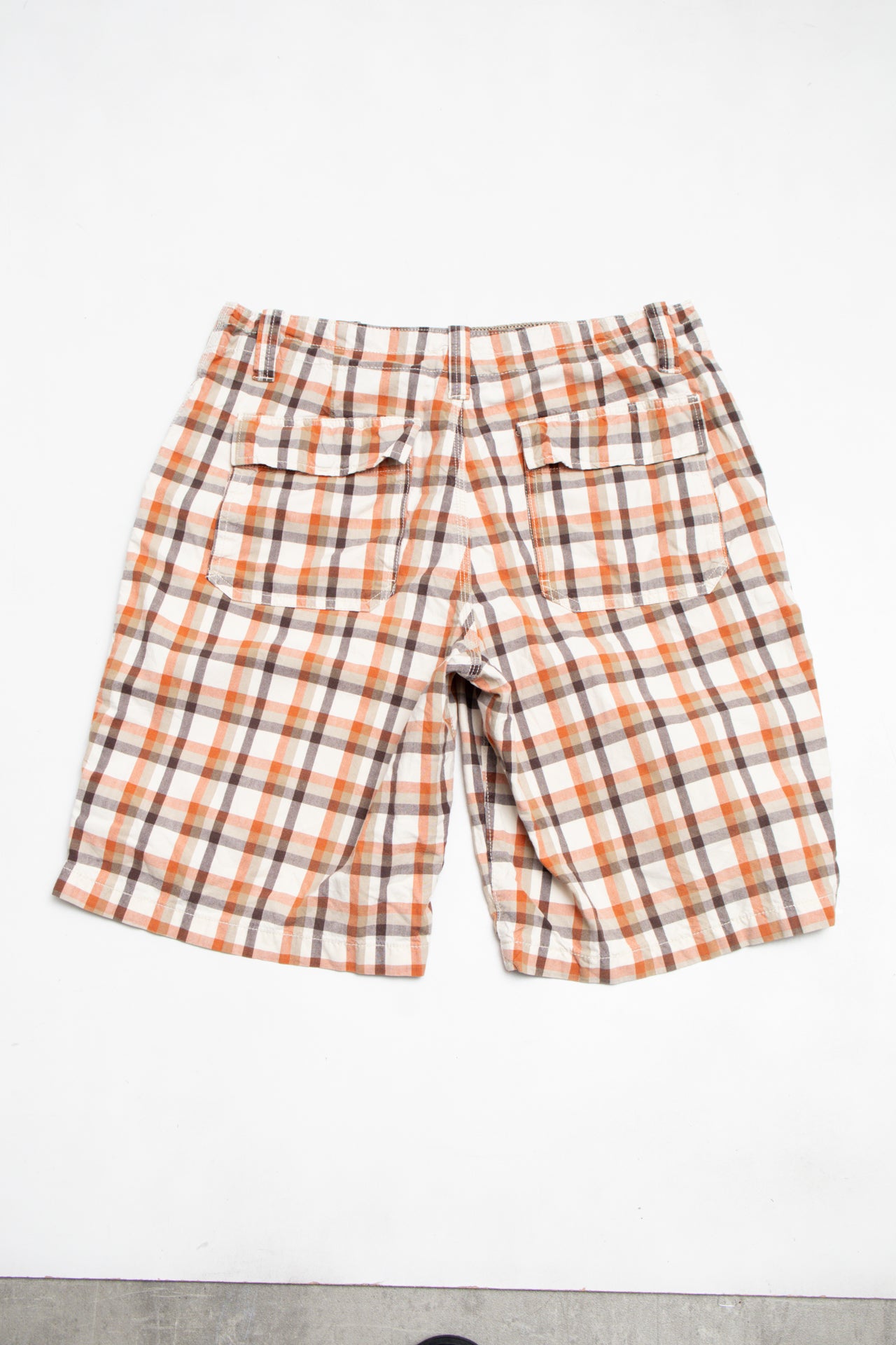 #146 Calvin Klein Shorts White | c. 203 | Size 10