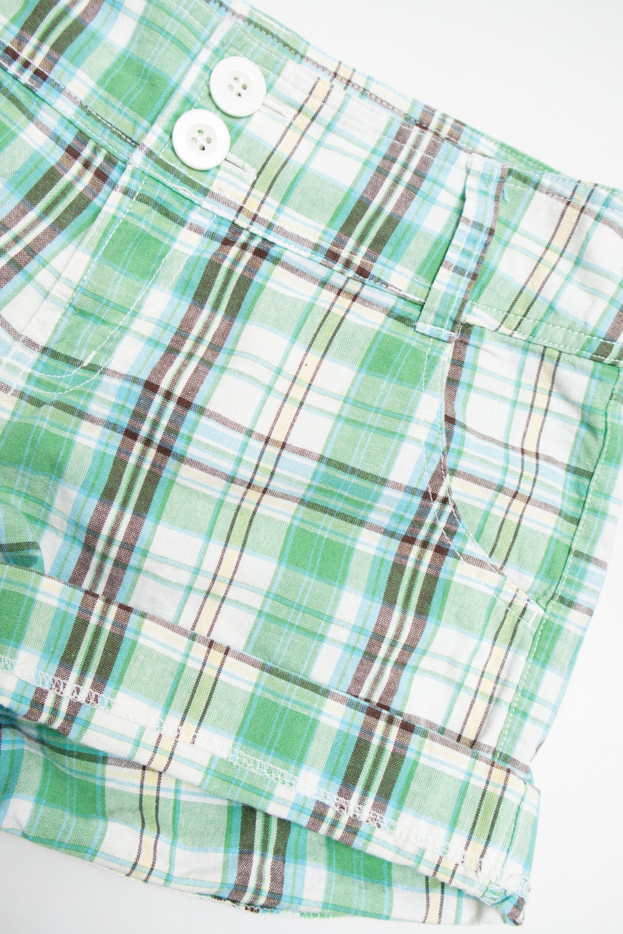 #50 Colza Shorts Green | c. 179 | Size 8