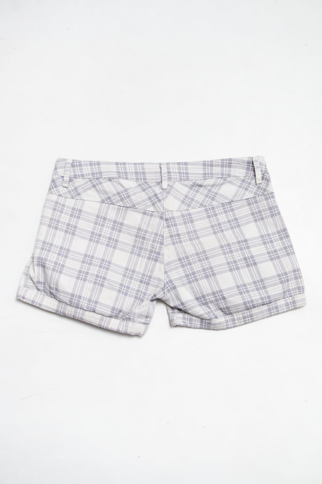#117 Dosis Shorts White | c. 183 | Size 6