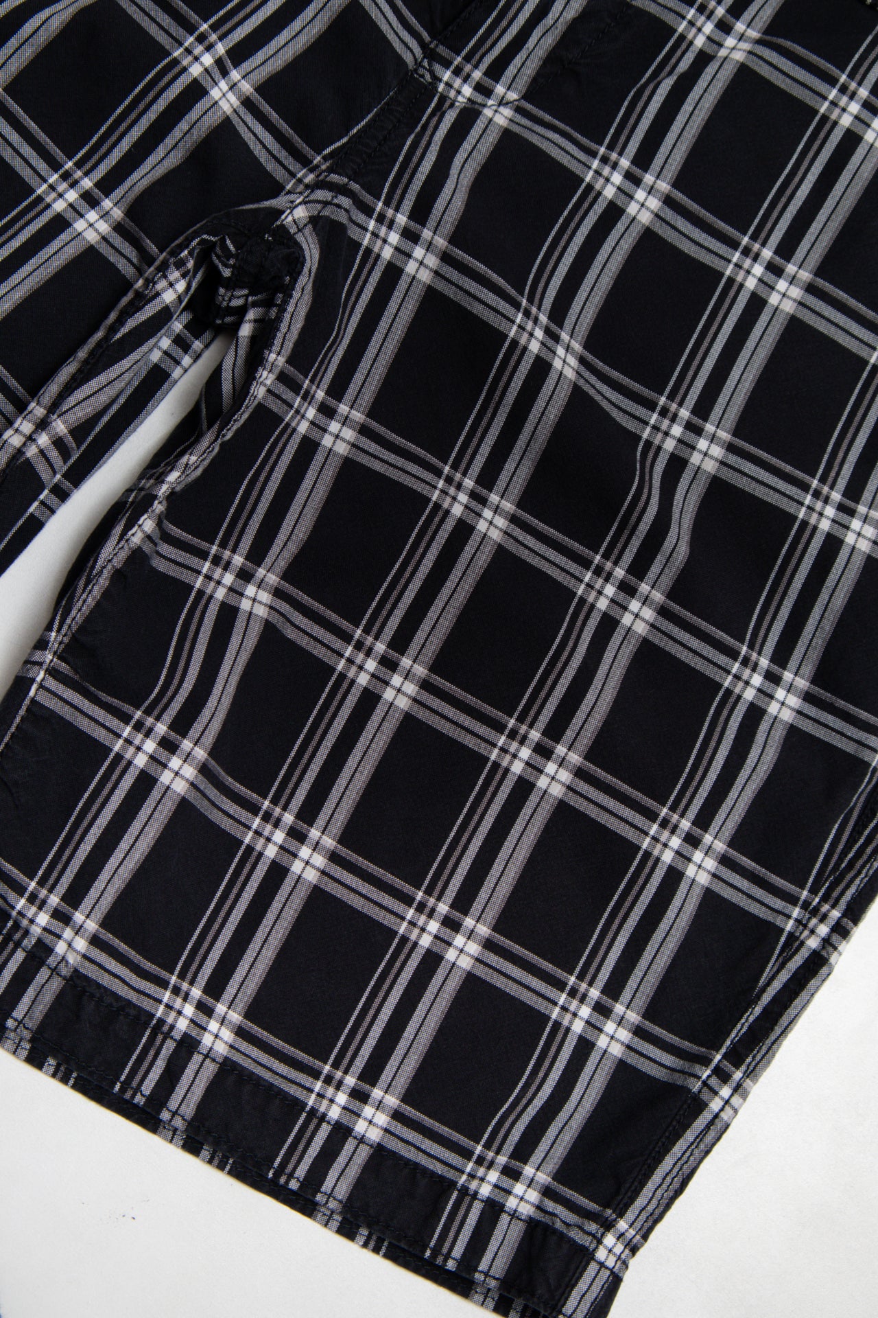 #63 Express Shorts Black | c. 186 | Size 10/12