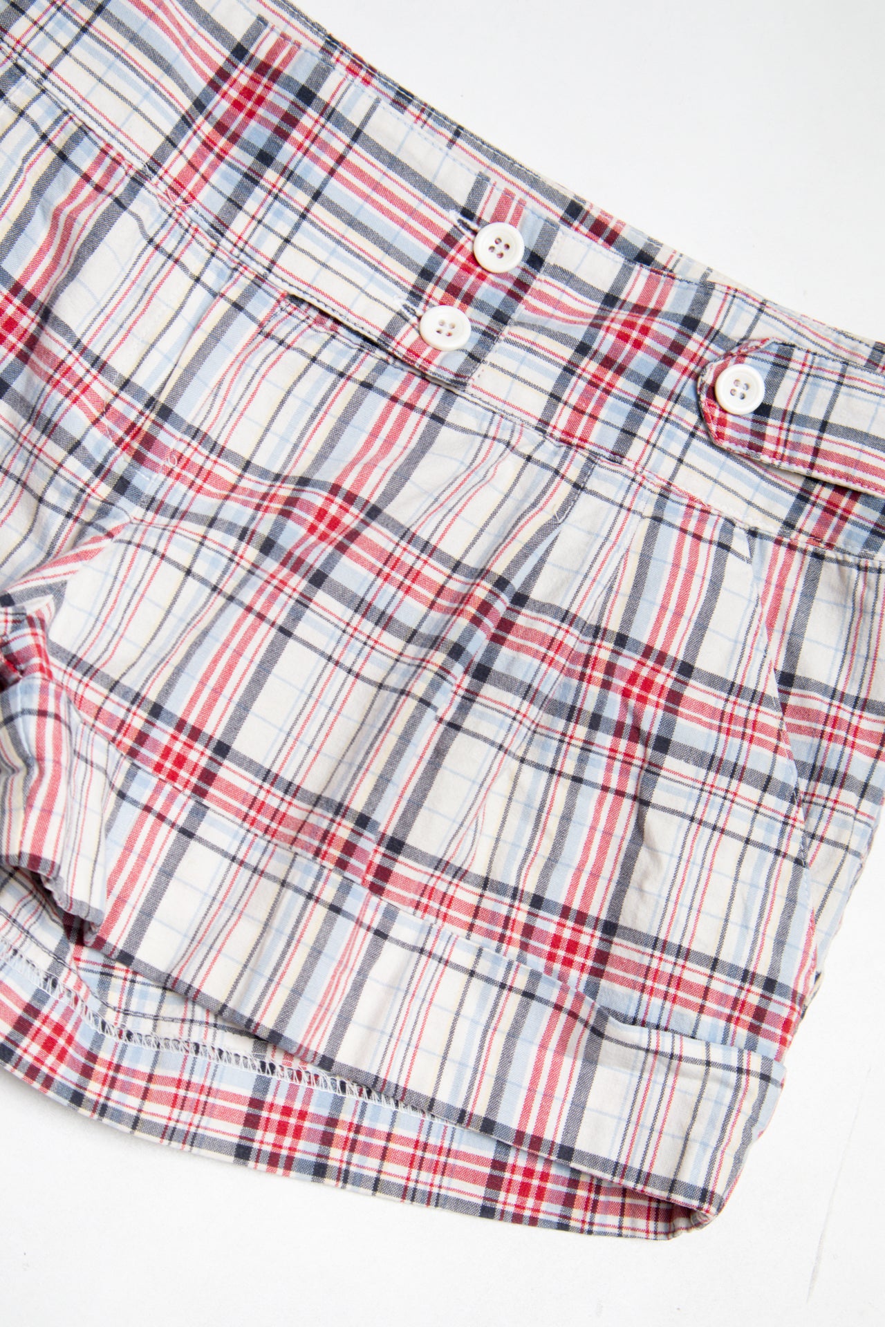 #161 Formul Shorts White | c. 198 | Size 10