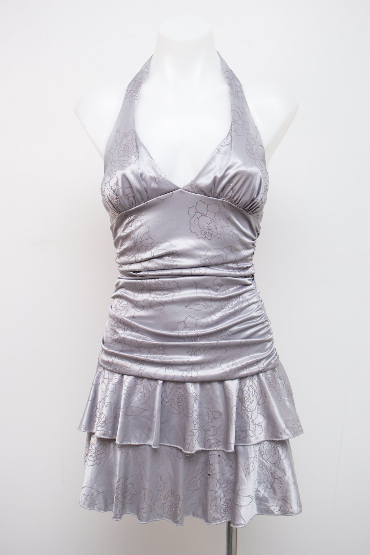 #093 Taboo Halter Top Silver | c. 202 | Size 6