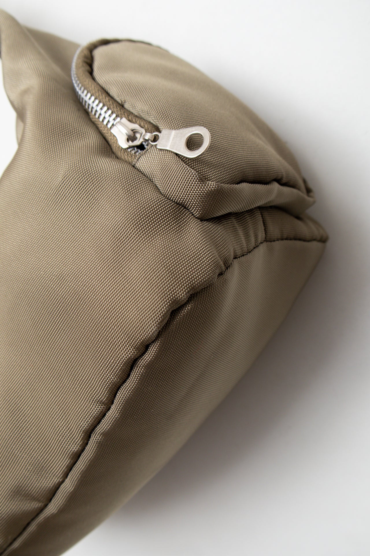 #189 Shoulder Bag Brown | c. 197 | Size