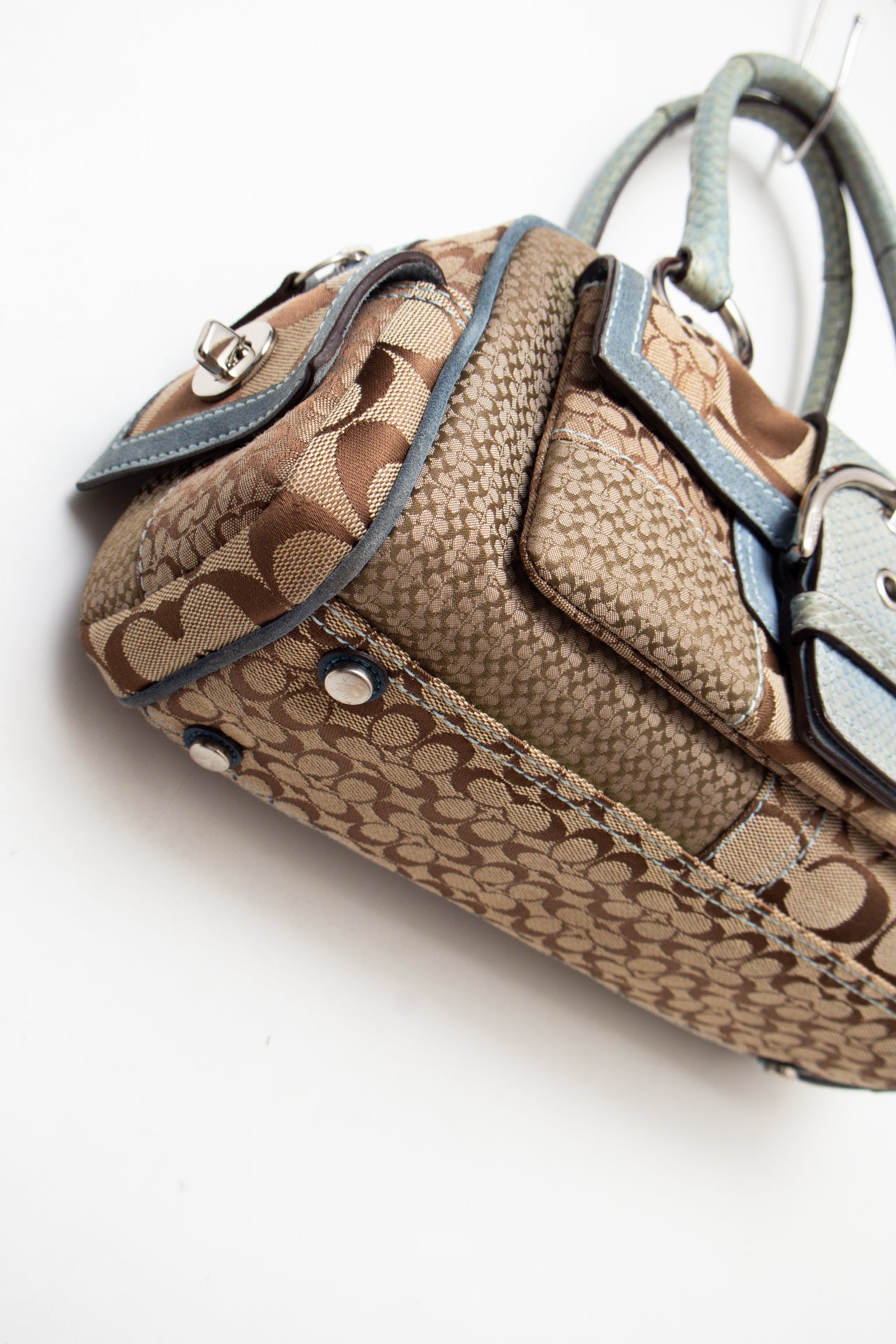 #175 Coach Shoulder Bag Brown | c. 206 | Size